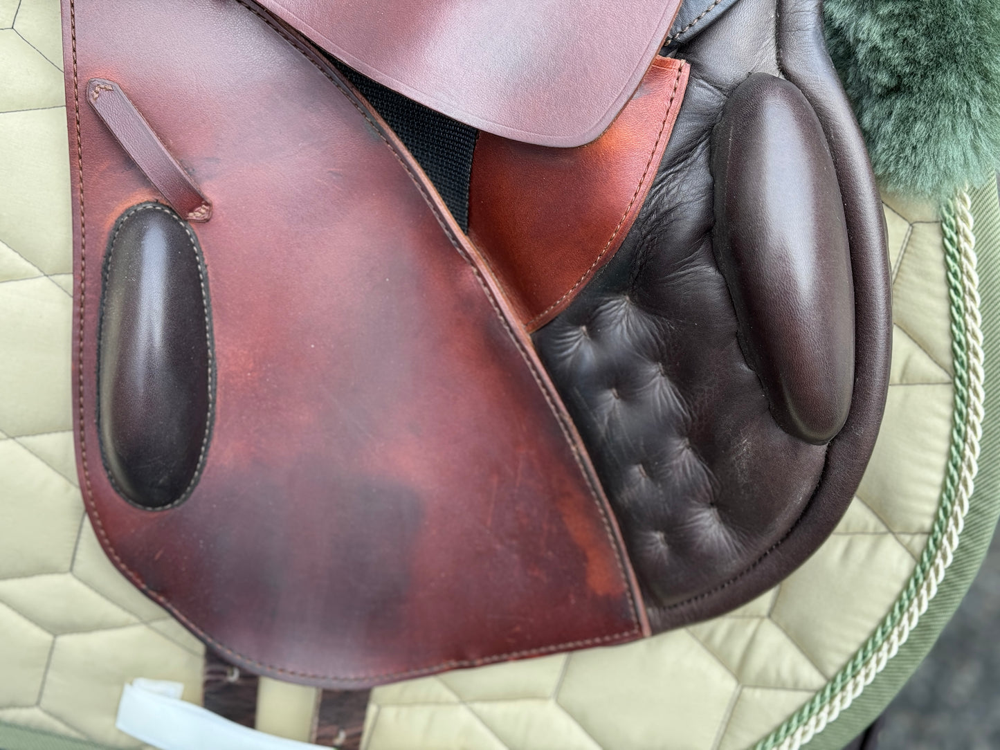 Niedersüß Marcato Mono braun Monoblatt Springsattel Eventingsattel 17,5 Zoll