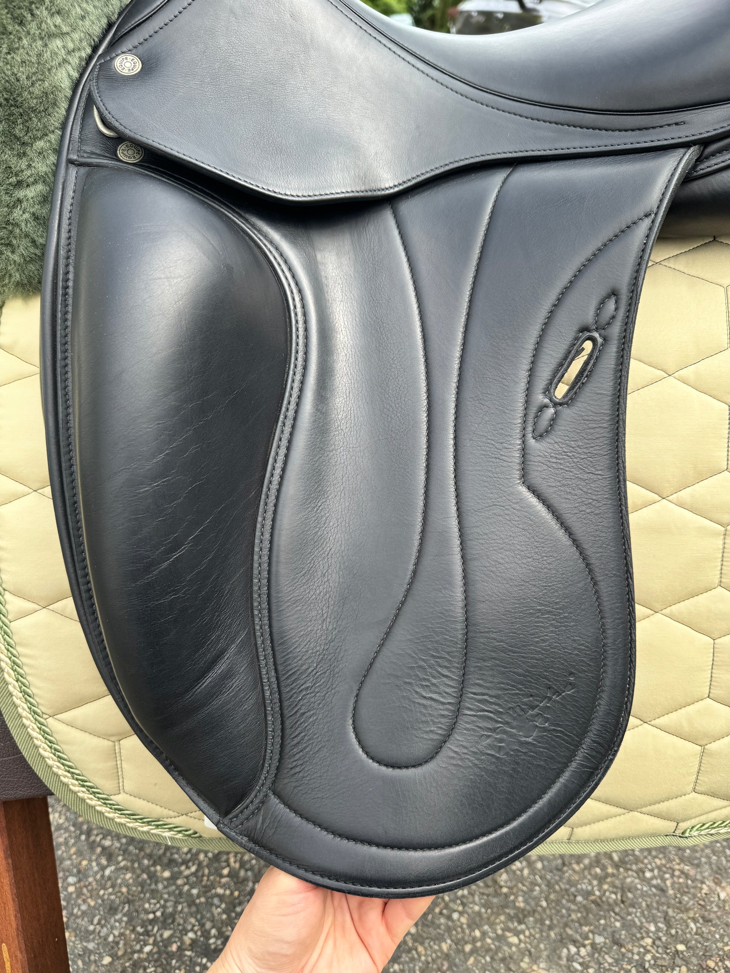 #K6 Selleria Equipe Oracle Special Dressage Saddle 17,5 pulgadas de 2022