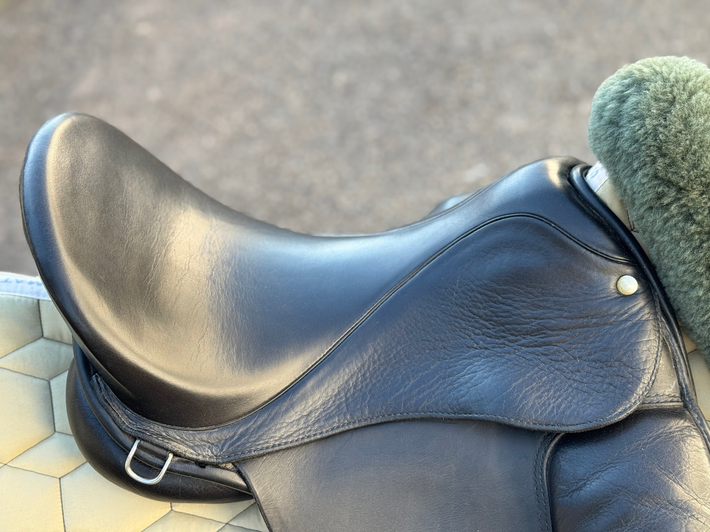 #100 Hennig ESF Silver Dressage Saddle 16 inch Pony Saddle