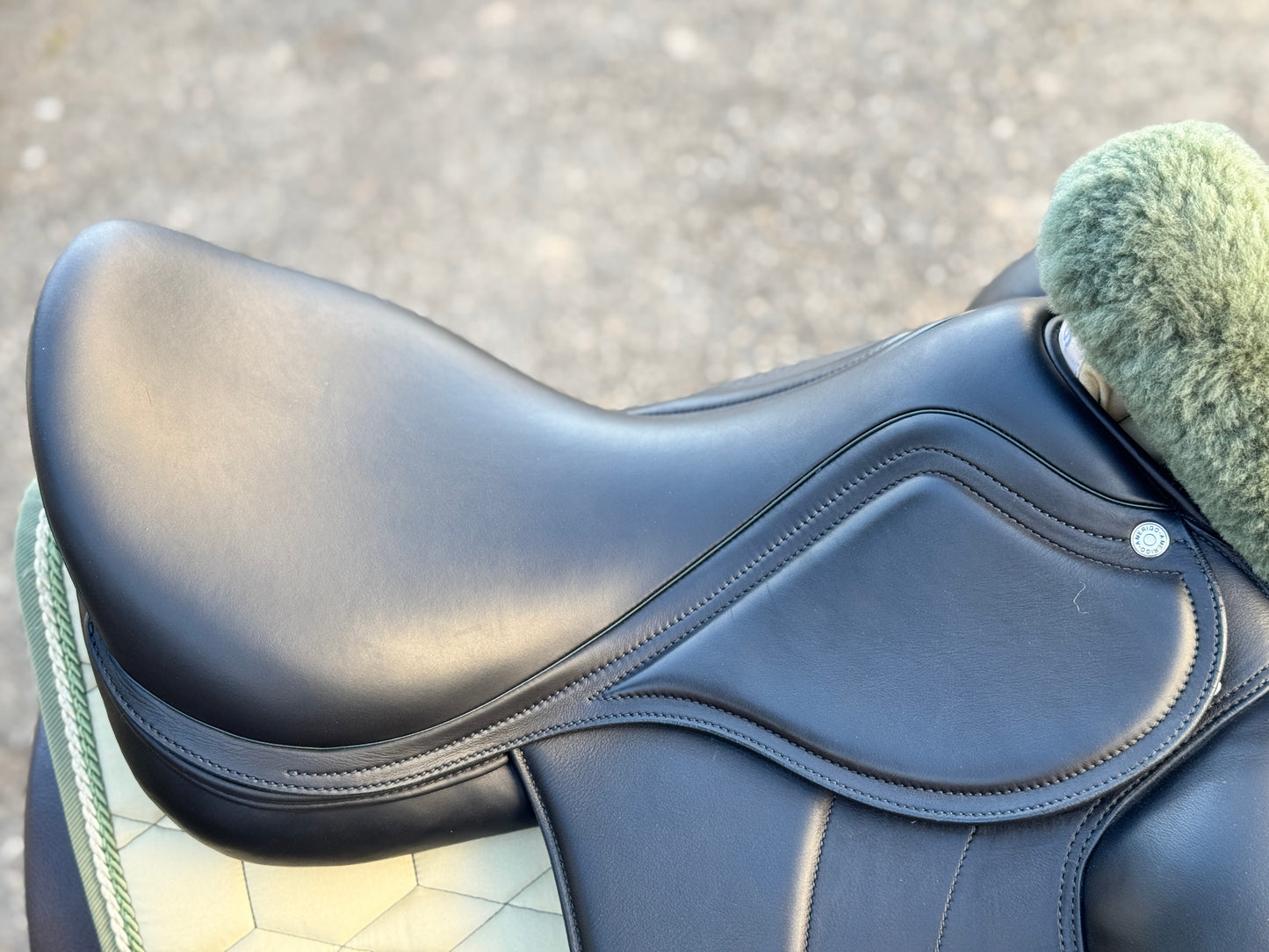 Amerigo Vega Dressage Deluxe Special dressage saddle 17.5 inches NEW