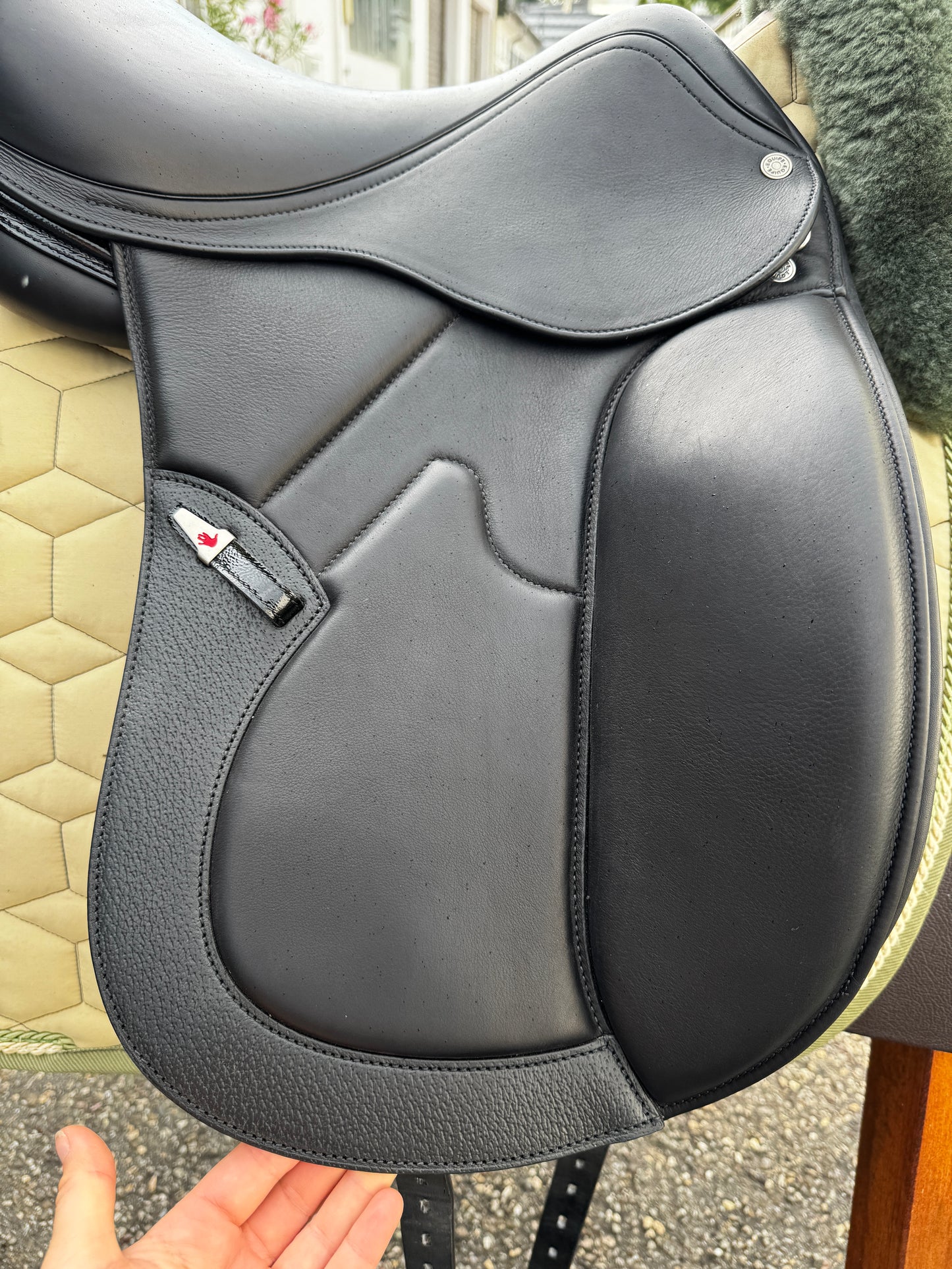 Selleria Equipe Bocelli Monoblatt Dressursattel aus 2024 16,5 Zoll Ponysattel