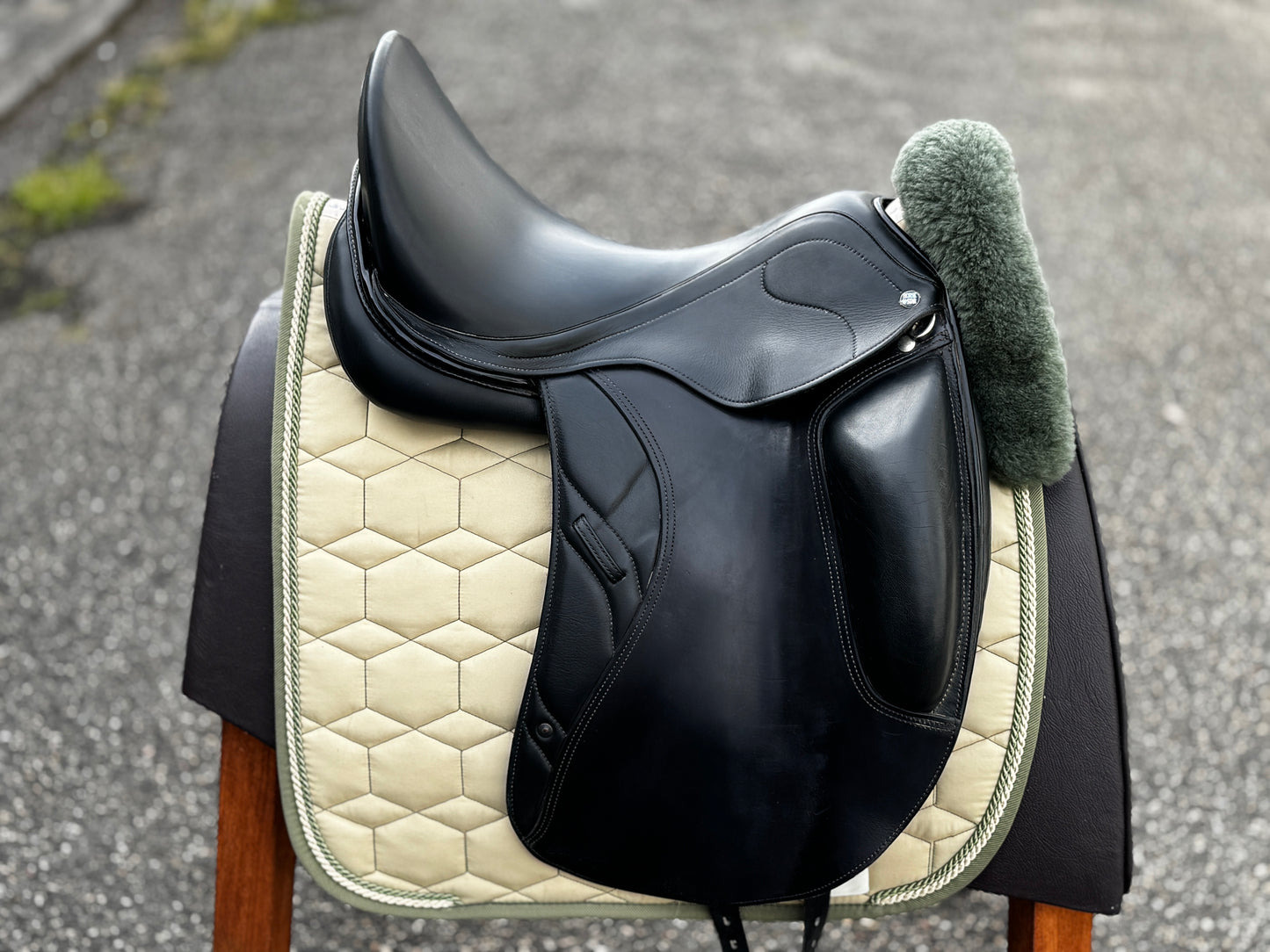 #146 Horse Star Champion Mono Dressursattel 17,5 Zoll