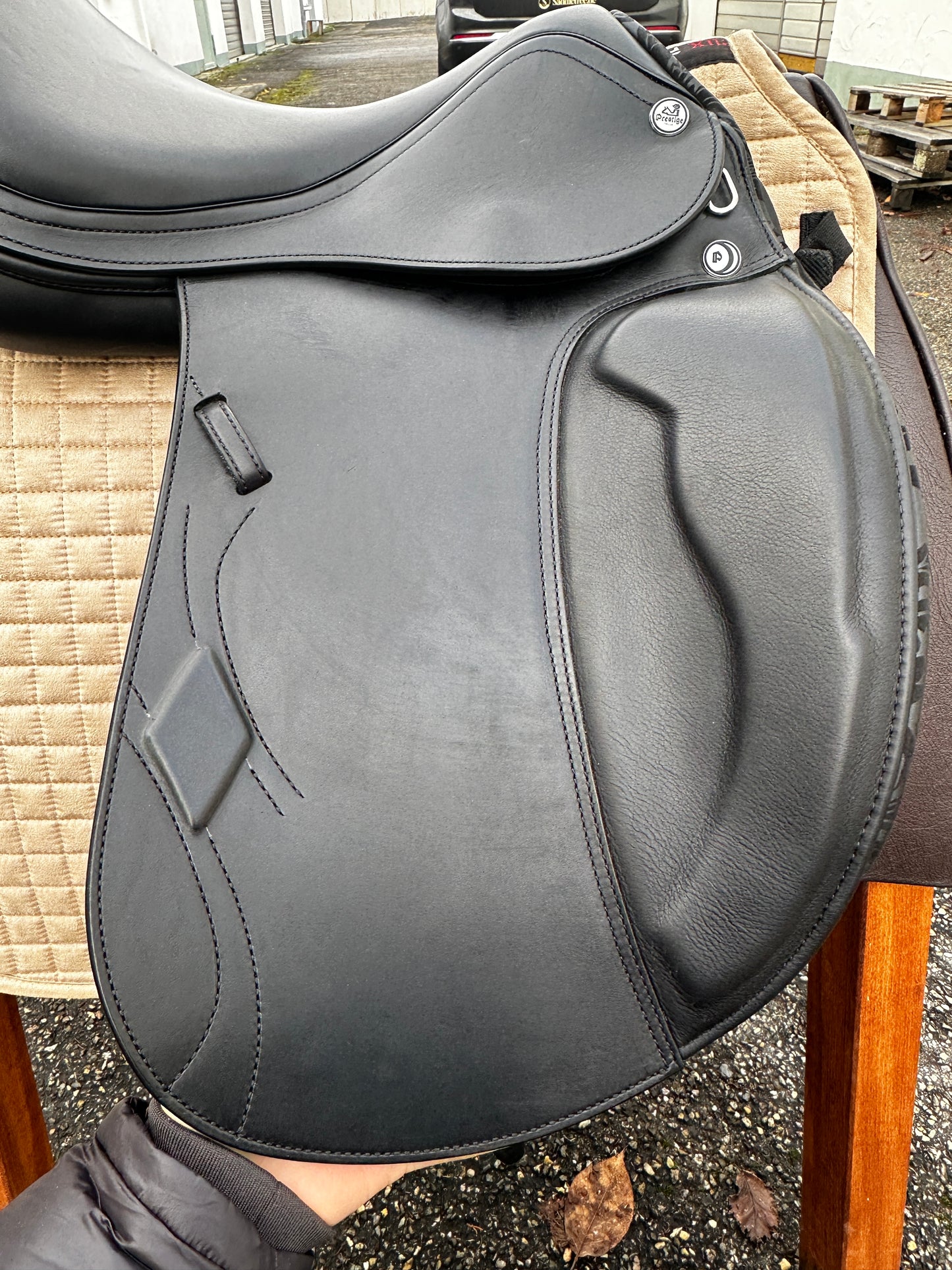 Prestige Philosophy Dressursattel 17 Zoll 34 Lux aus 2022