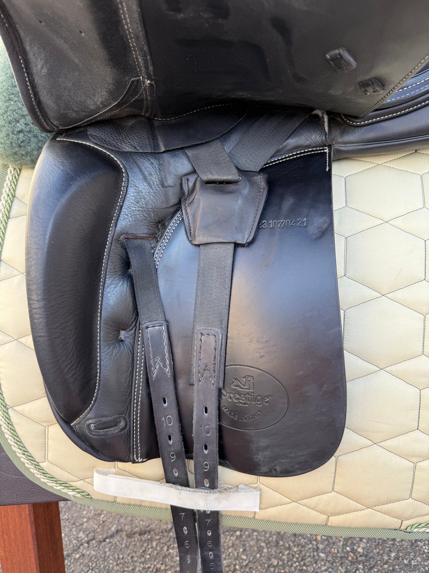 #160 Prestige Modena doubliert Dressursattel 17 Zoll 33 aus 2021