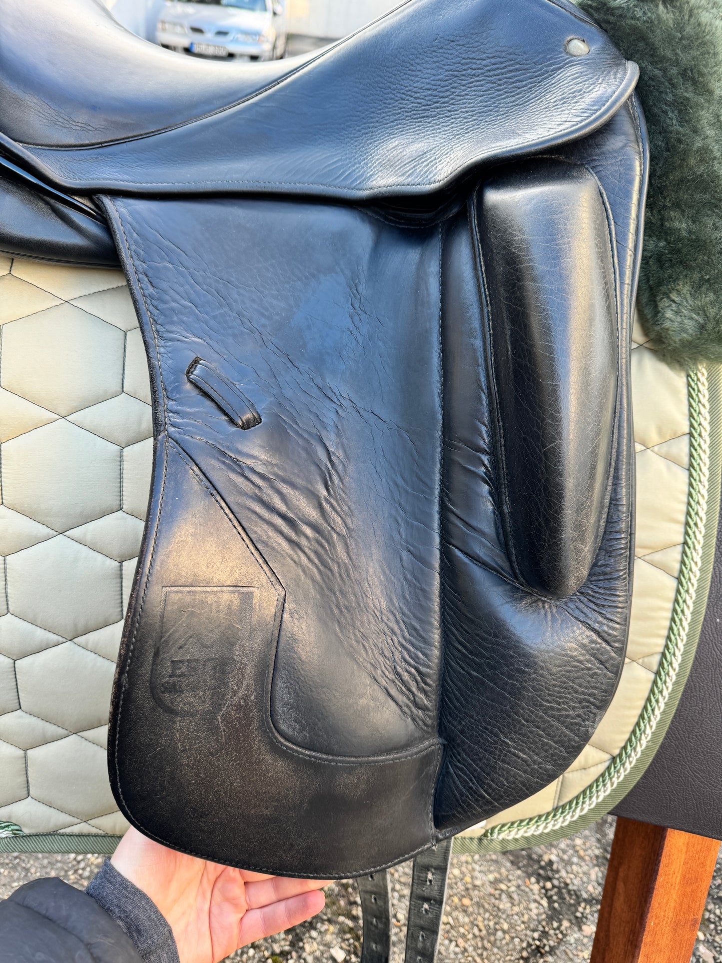 Hennig ESF Ergo Saddlefit Platin Dressursattel Monoblatt 17,5 Zoll