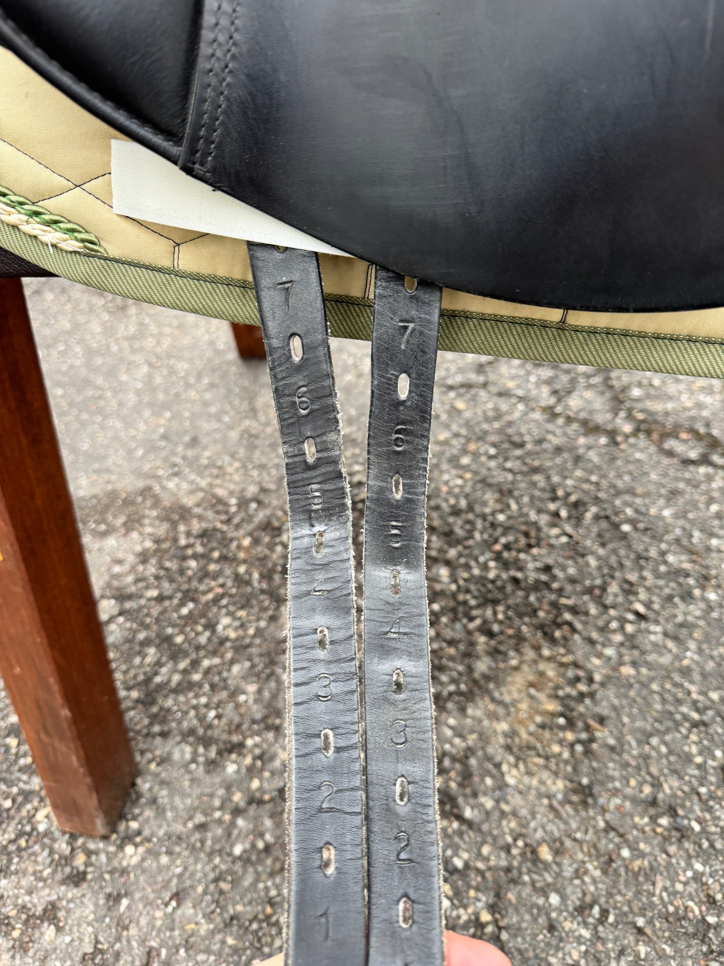 #95 Euroriding Emilio Dressursattel 17 Zoll 32