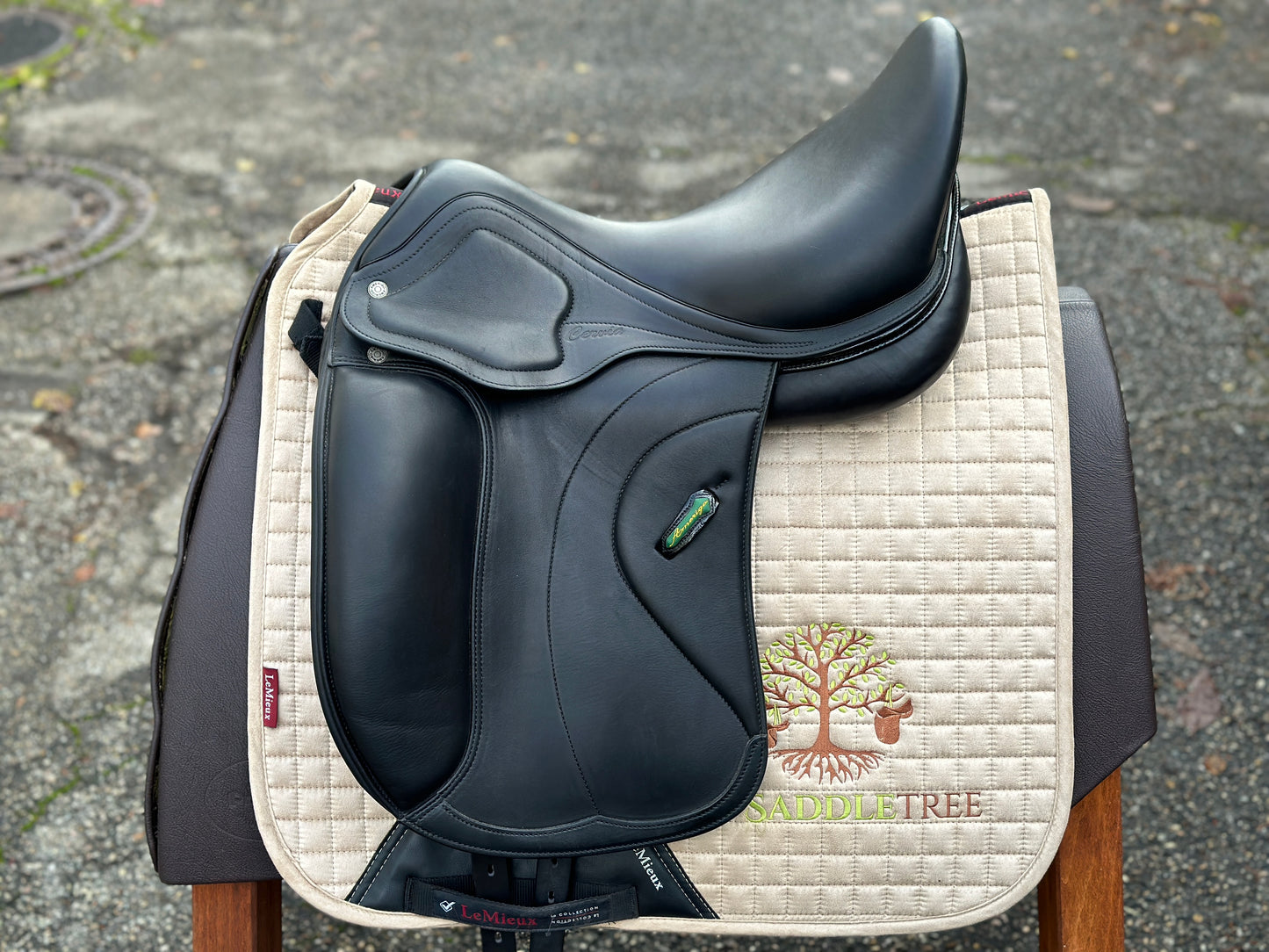 Amerigo Cervia II Pinerolo Dressursattel 17,5 Zoll aus 2023