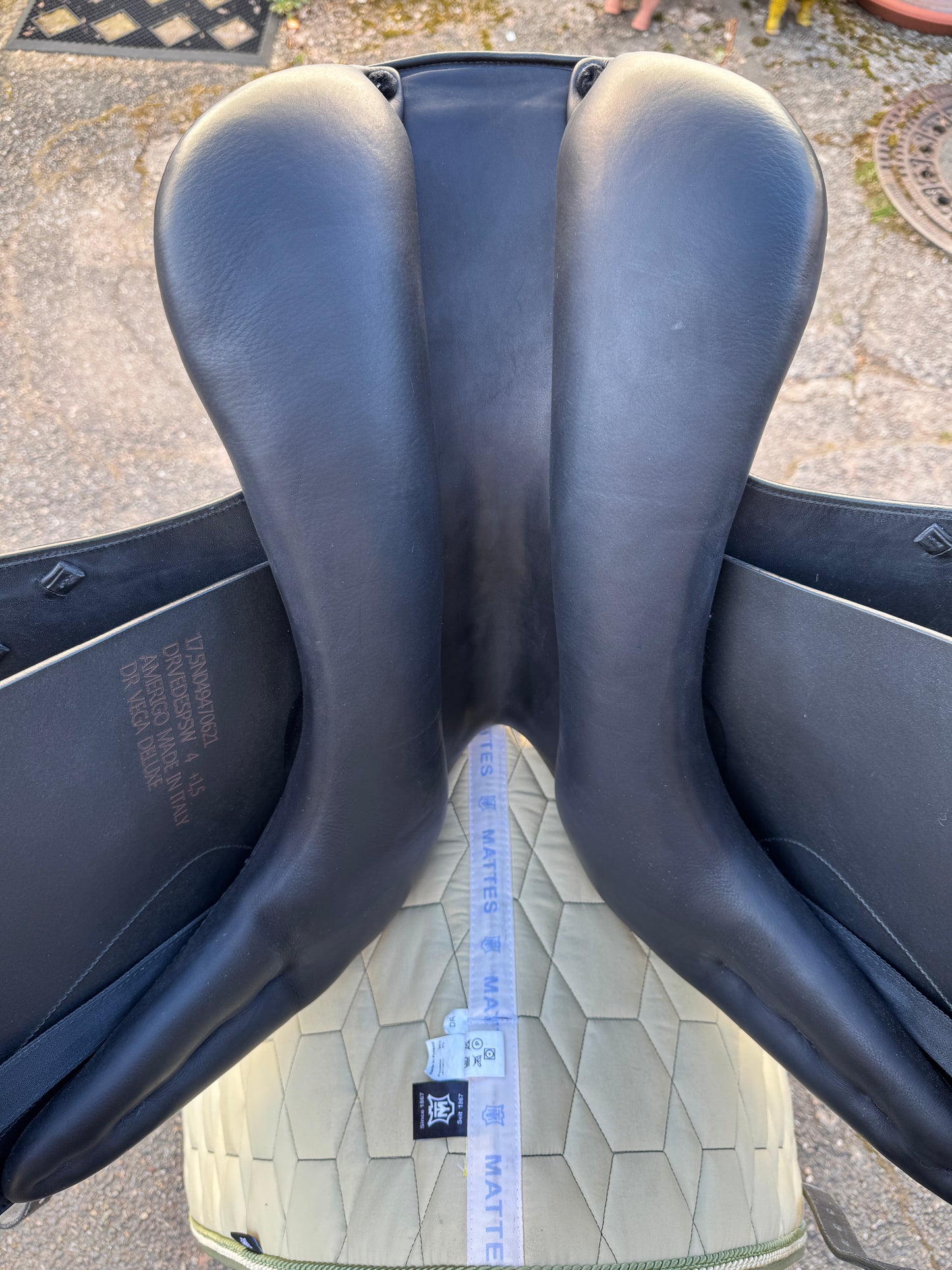 Amerigo Vega Dressage Deluxe Special dressage saddle 17.5 inches NEW