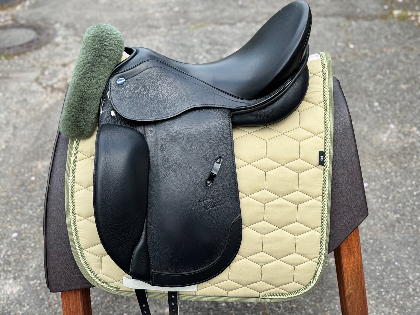 #K124 Euroriding by Passier Andreas Dibowski Dressursattel 17 Zoll Lifterkissen