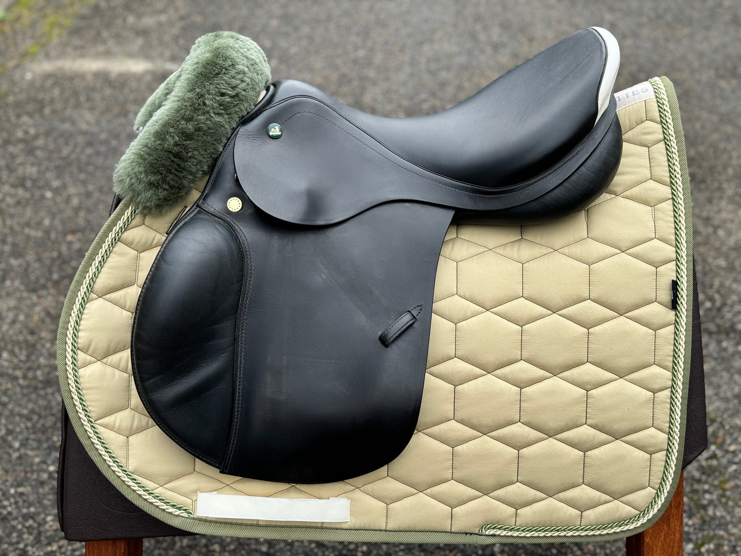 #K65 Sillín de salto profesional elástico Prestige de 17 pulgadas y 32 pulgadas