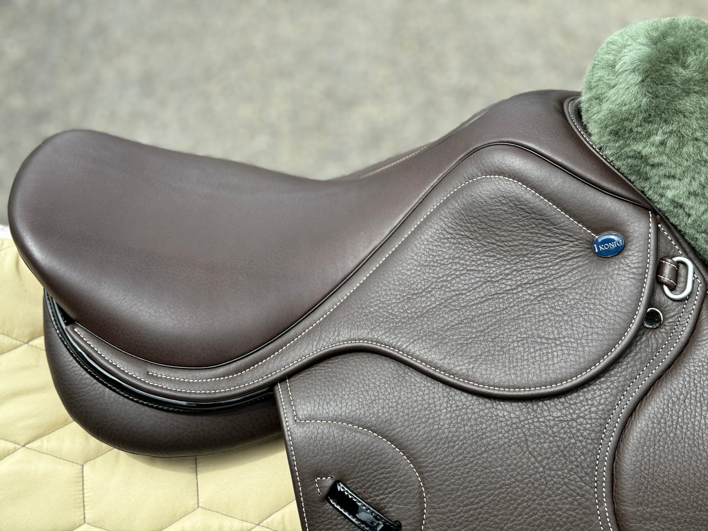 Ikonic Light Pony Jumping Saddle Hybrid NEW