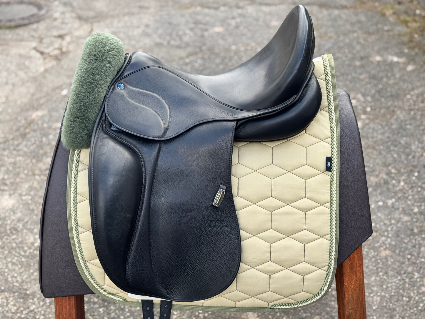 #K99 Stübben Aramis II GP Dressursattel 17 Zoll
