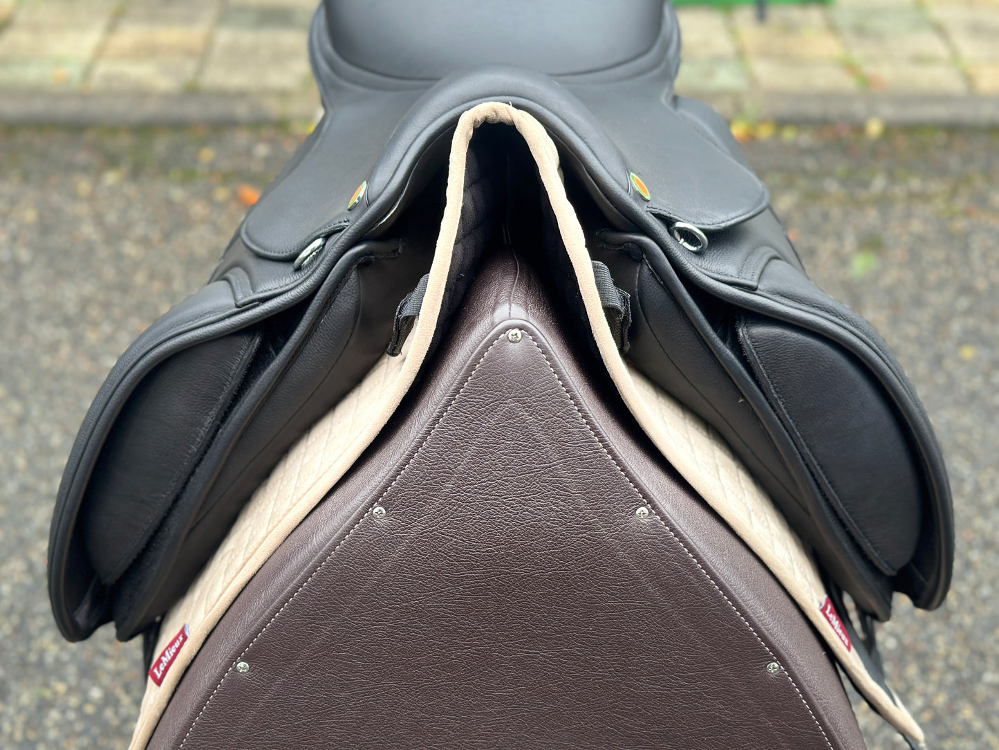 Jorge Canaves One Basic Line Dressursattel NEU