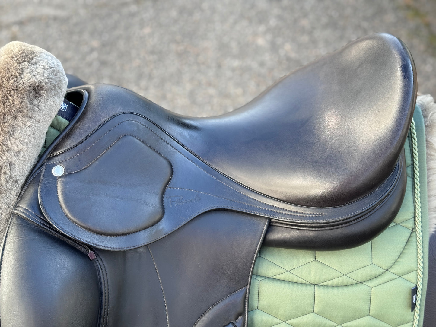 Amerigo Classic Dressage Pinerolo Dressursattel 17,5 Zoll