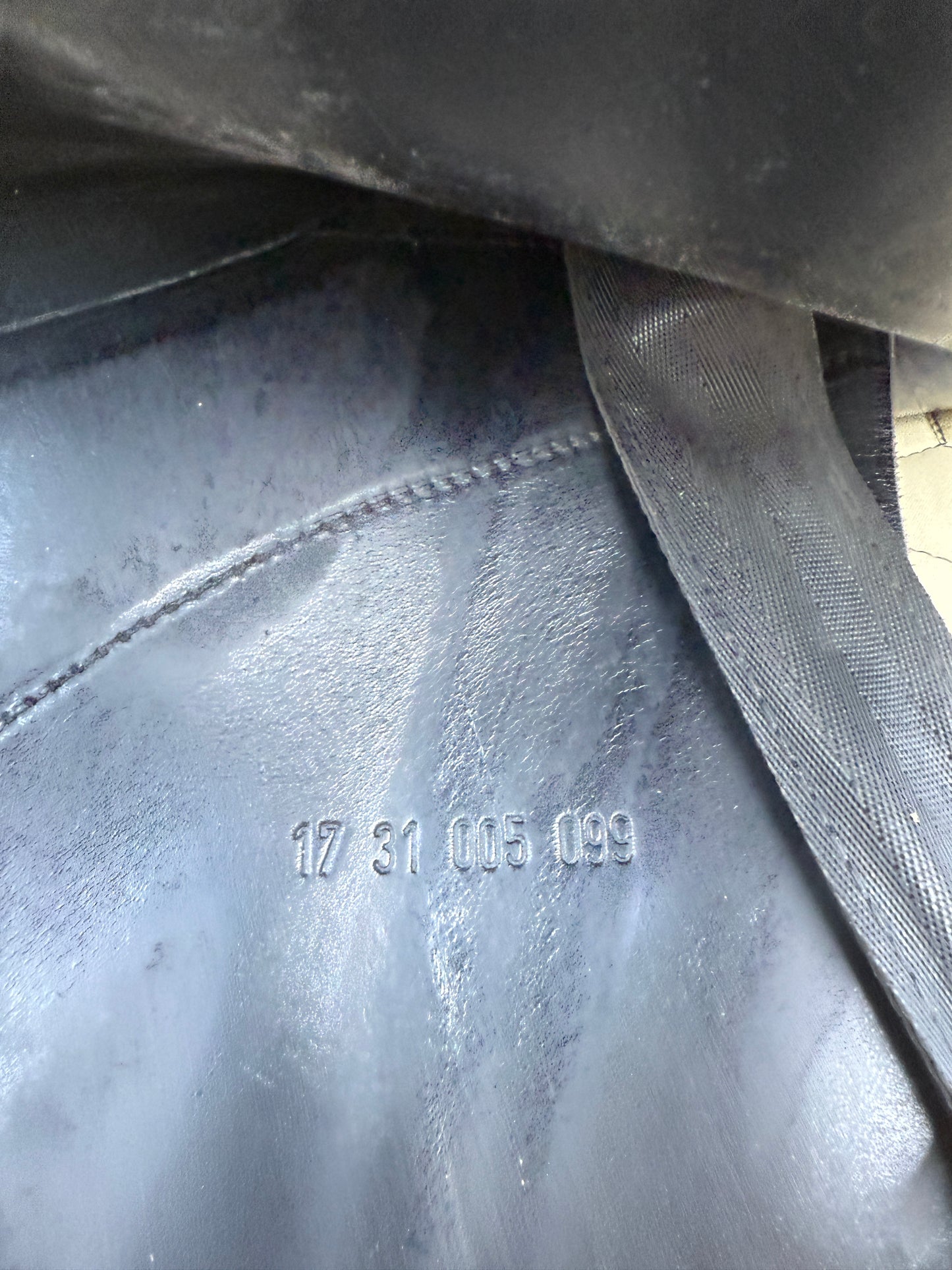#191 Prestige Top Dressage Dressursattel 17 Zoll 31