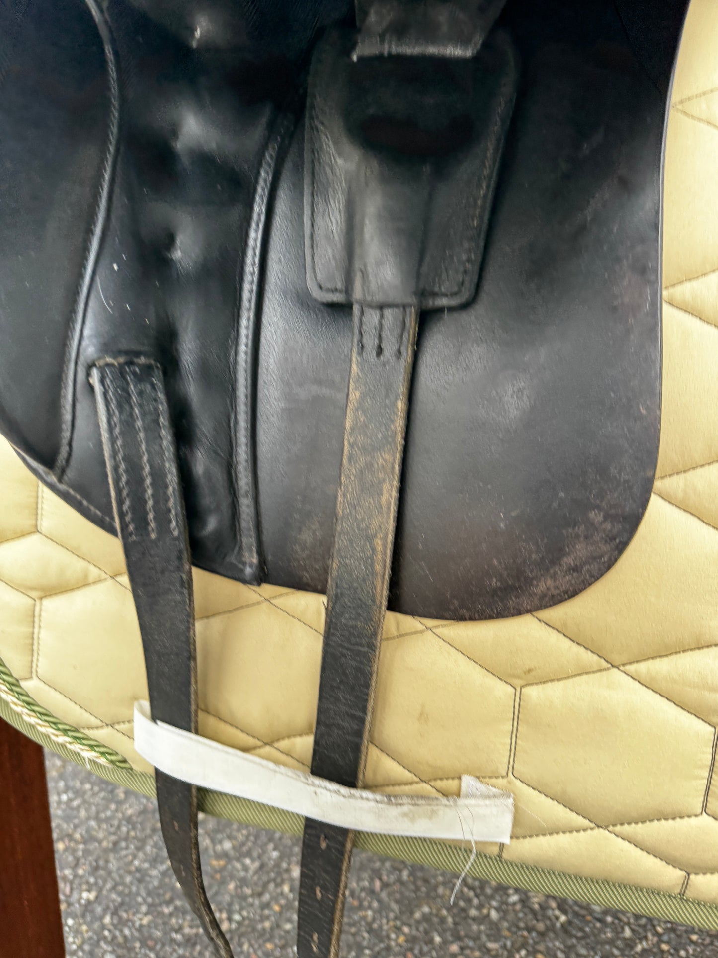 #123 Busse Basel Dressursattel 16,5 Zoll MW Ponysattel