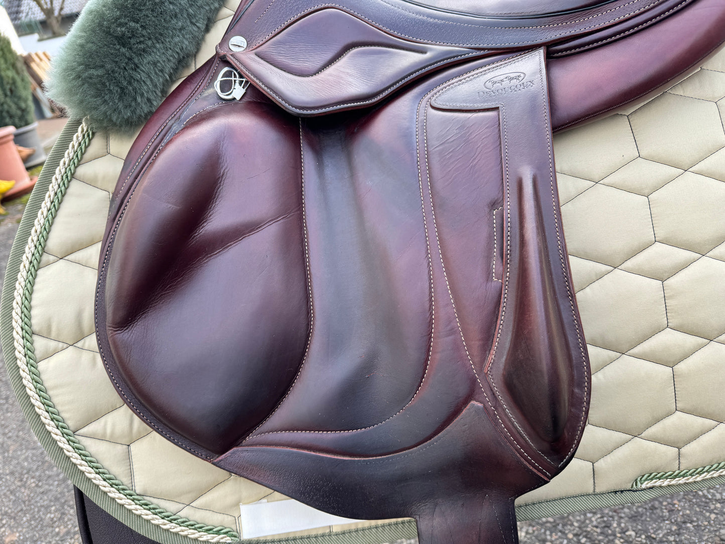 #74 Devoucoux Chiberta LAB Springsattel Eventingsattel 18 Zoll braun