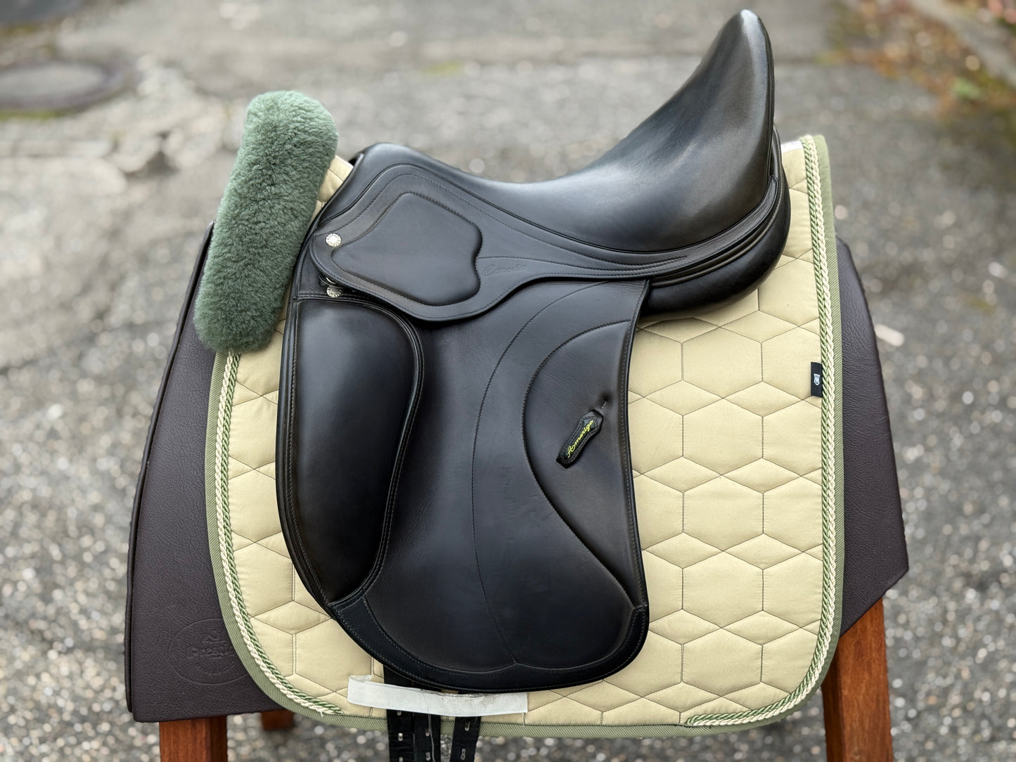 #175 Amerigo Cervia II Pinerolo Dressursattel 17,5 Zoll +1