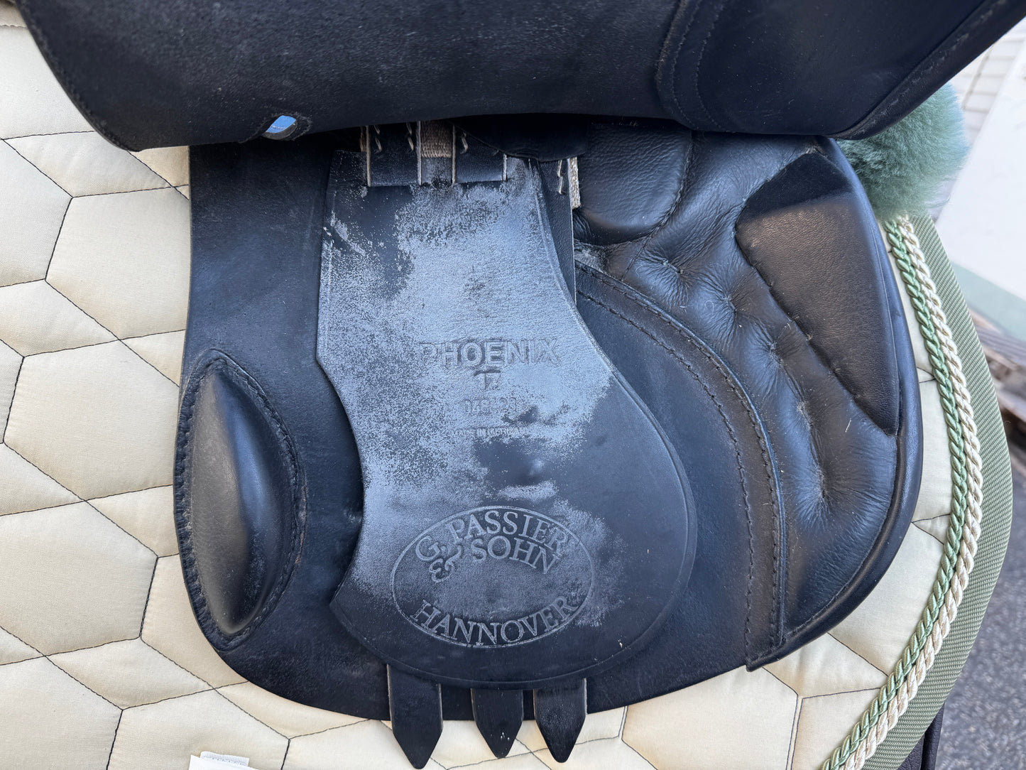 #134 Passier Phoenix Springsattel 17 Zoll 27,5
