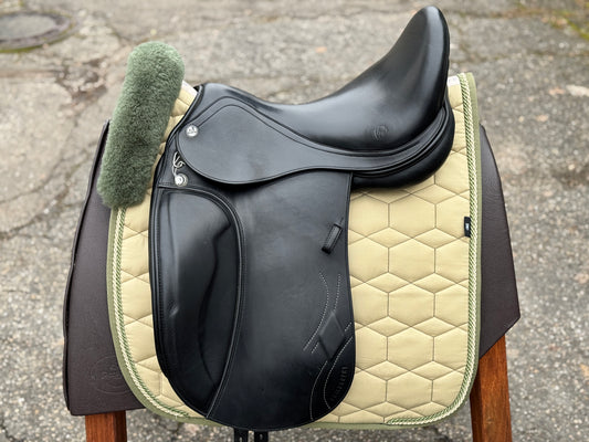 #76 Prestige Philosophy Dressursattel 17 Zoll 33 aus 2022