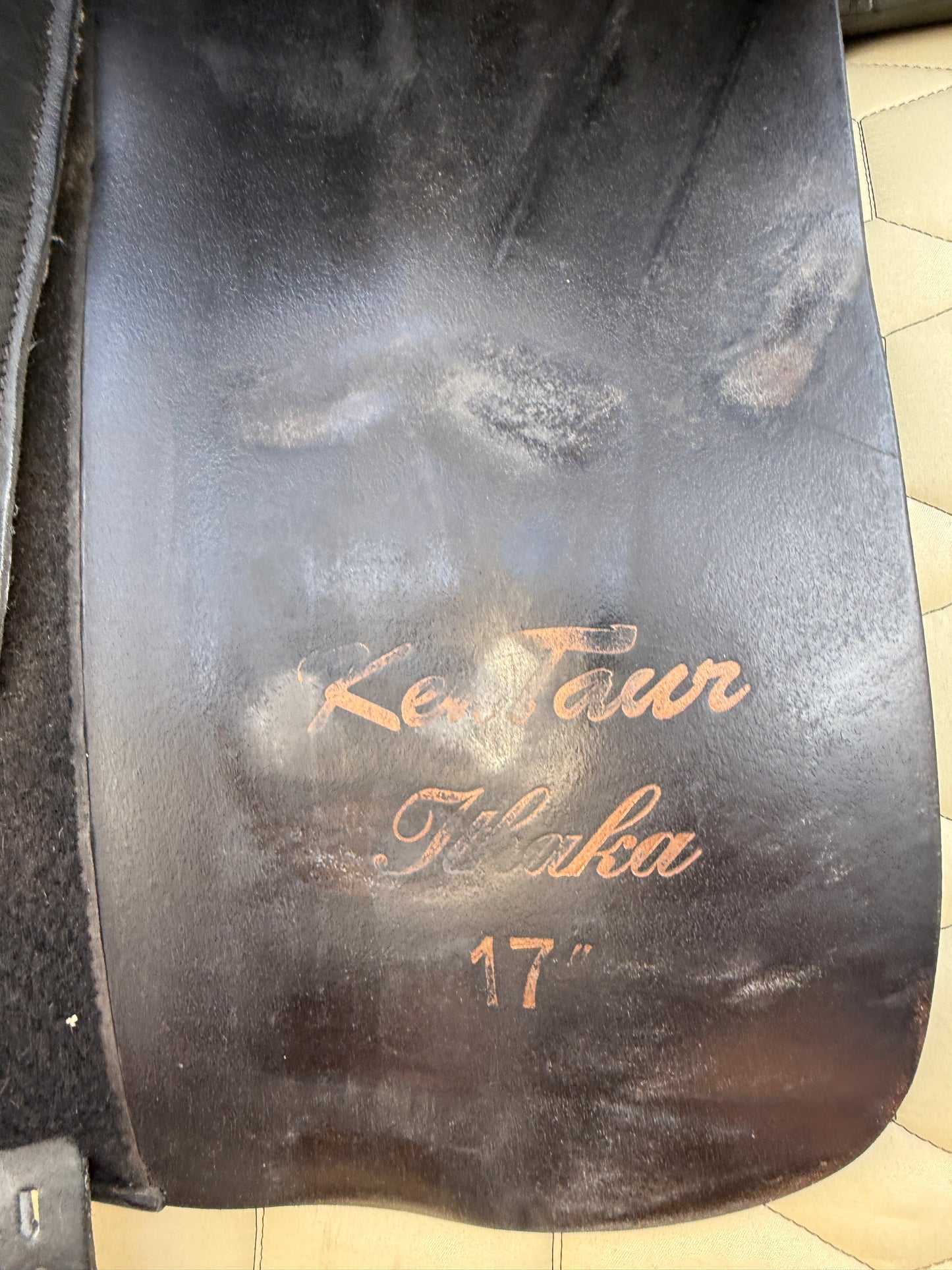 #153 Kentaur Ithaka Dressursattel 17 Zoll Fit 3