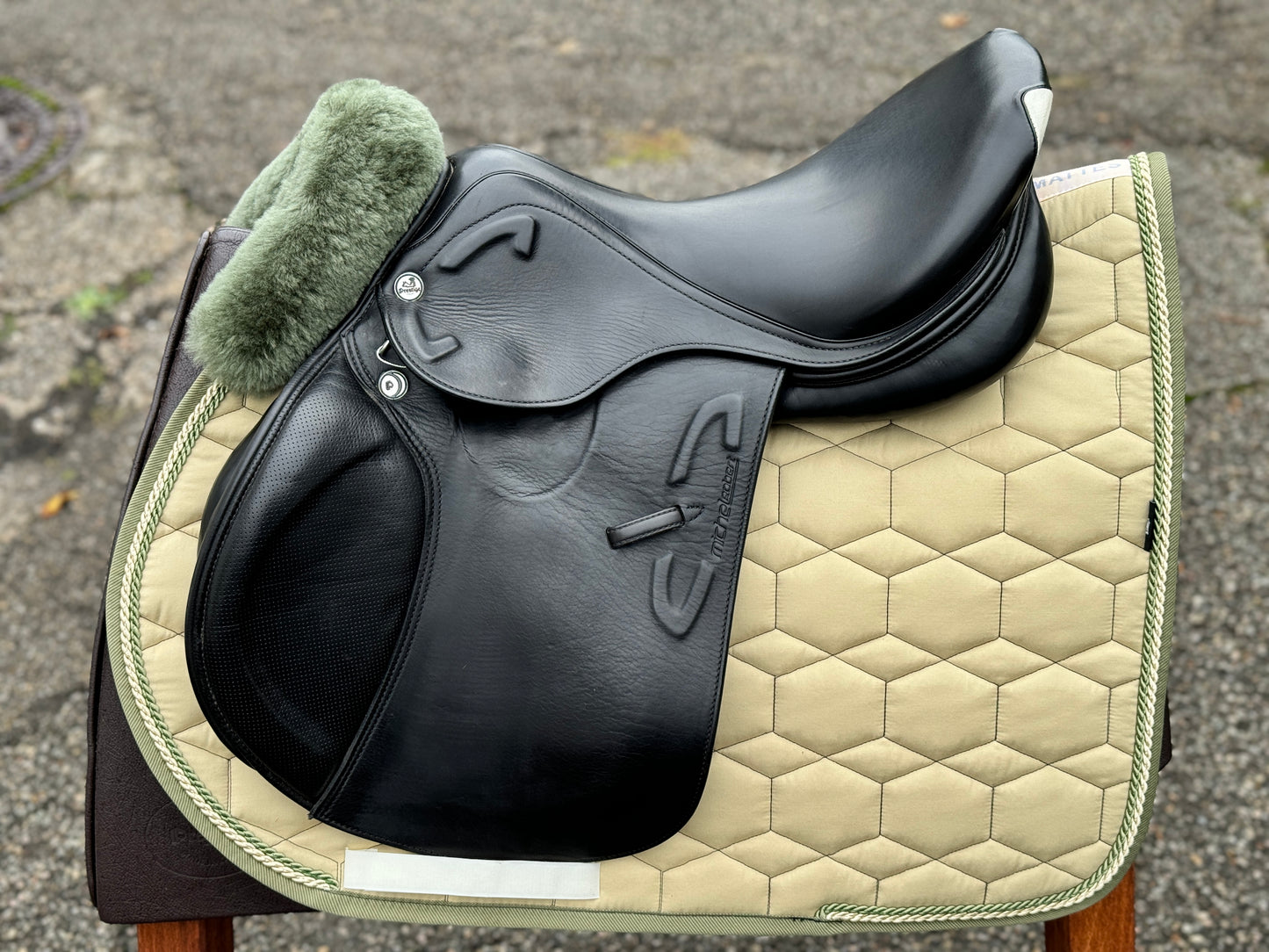 #K47 Silla de salto Prestige X-Michel Robert 17 pulgadas 34