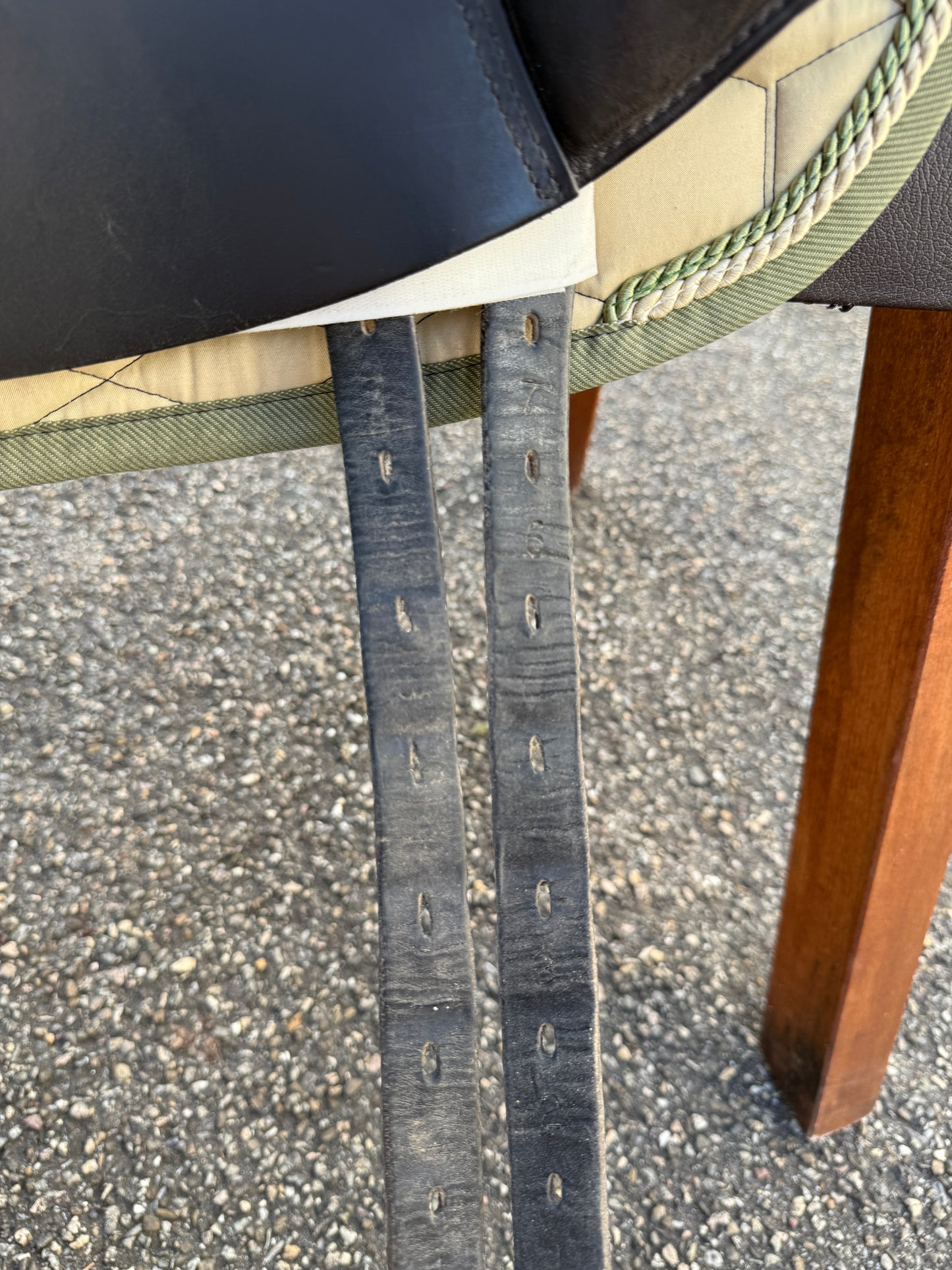 #K151 Prestige Top Dressage SP 17 Zoll 33