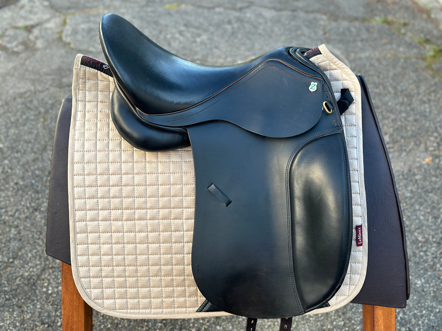 Massimo Dressursattel Dressur II 17,5 Zoll 32