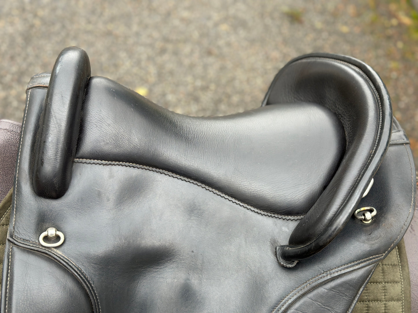Deuber Renaissance Barocksattel schwarz S3 Ultraflexbaum