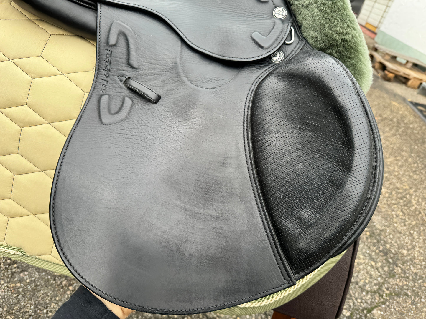 #K47 Silla de salto Prestige X-Michel Robert 17 pulgadas 34