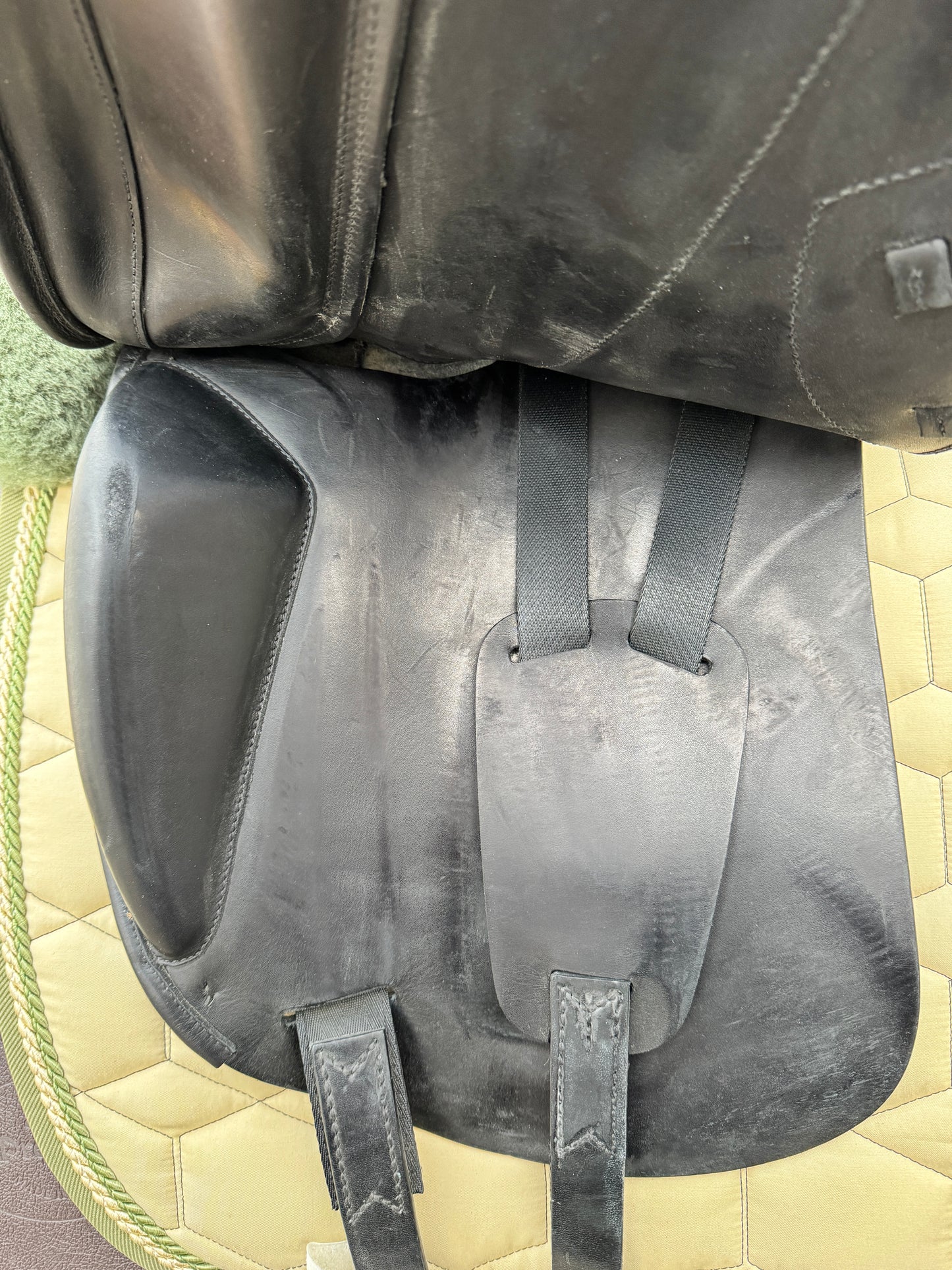 #K82 Amerigo Classic Dressage Silla de doma Pinerolo 17 pulgadas M