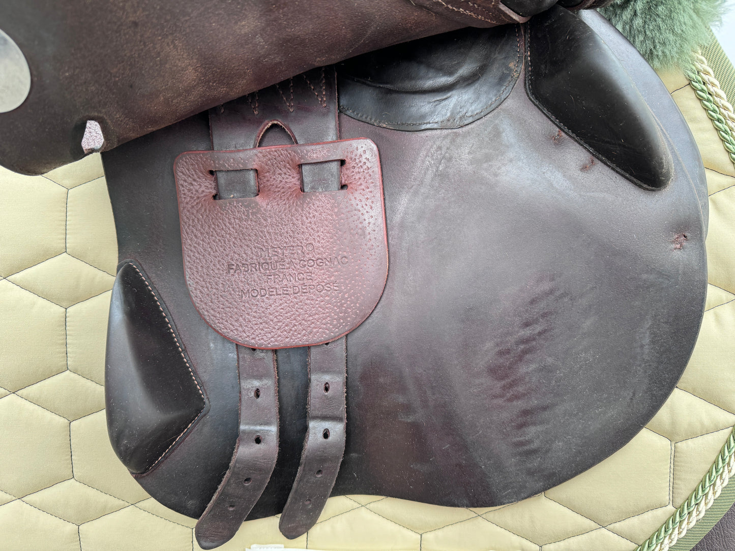 Meyer Mistral jumping saddle 18 inch brown