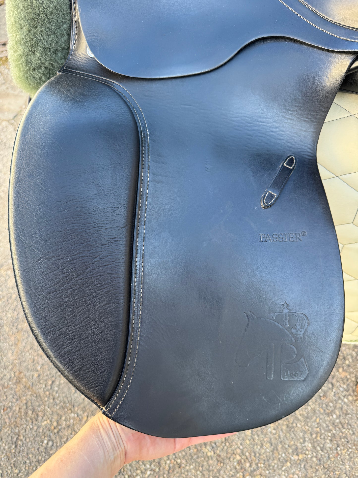 #K114 Silla de doma Passier Hubertus Schmidt II 17 pulgadas