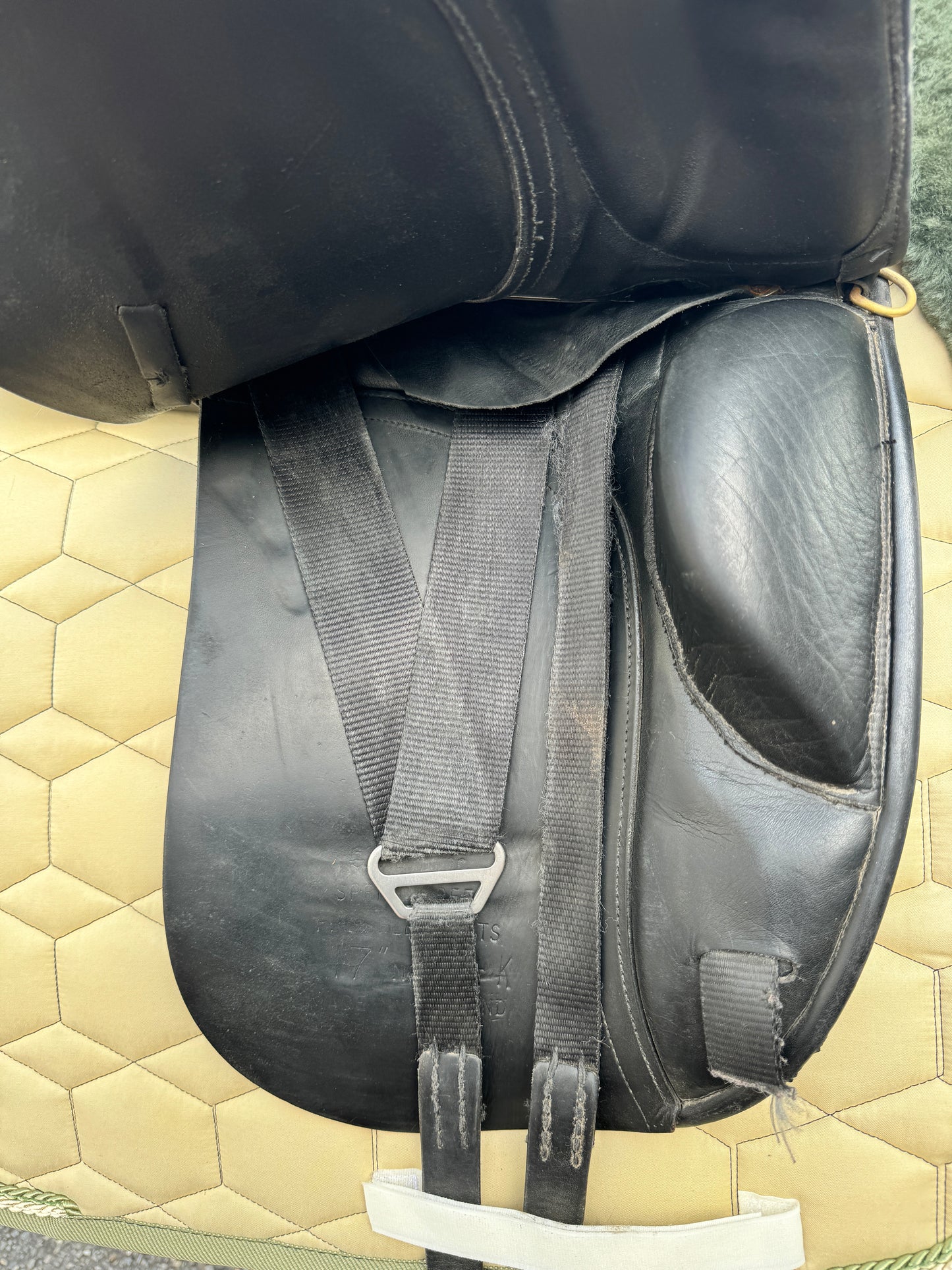 Hintermayer Anatomic Dressage Saddle 17 inch Fit 3 K