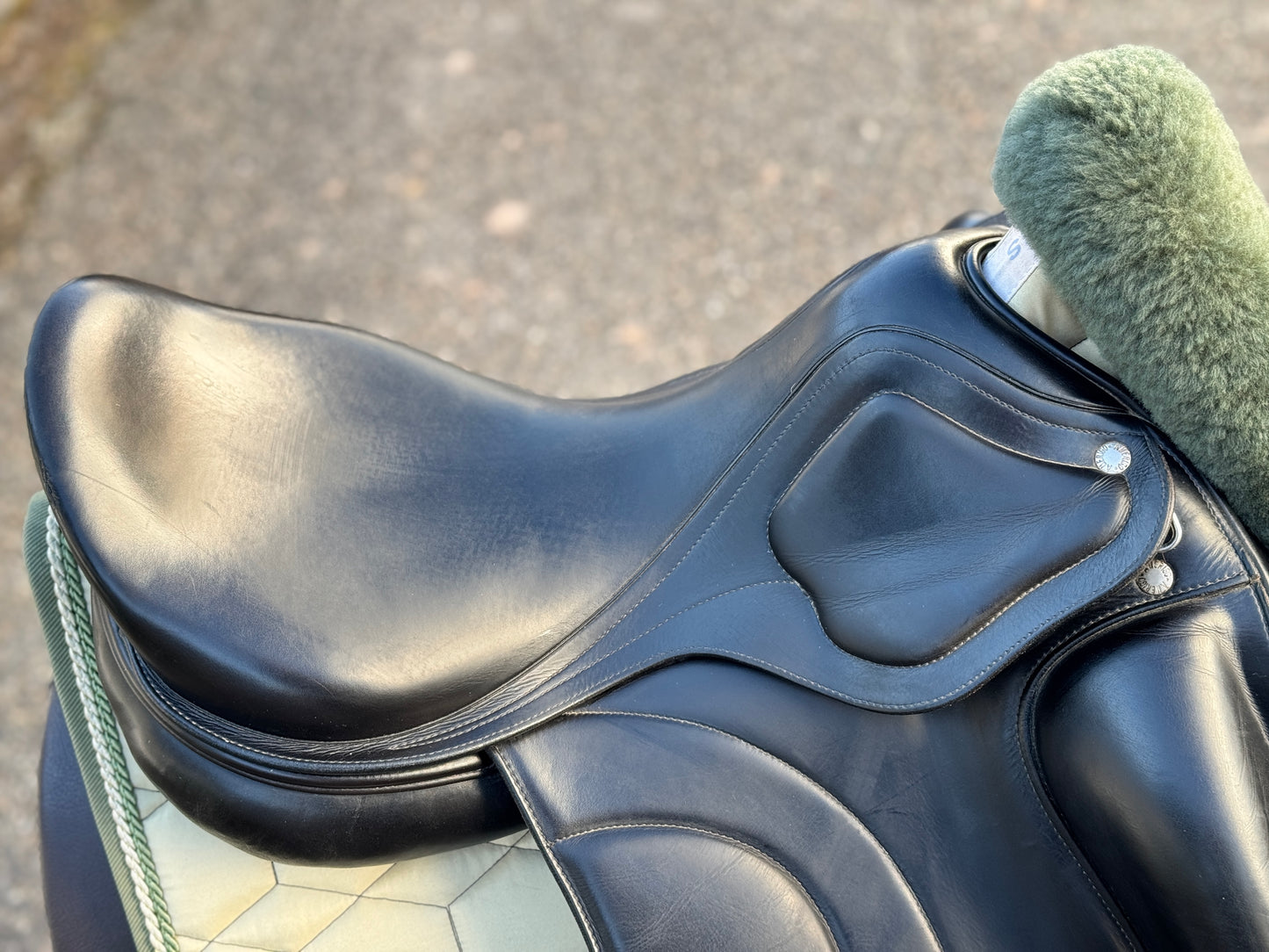 #K90 Amerigo Classic Dressage Siena Pinerolo Dressursattel 17,5 Zoll LHI