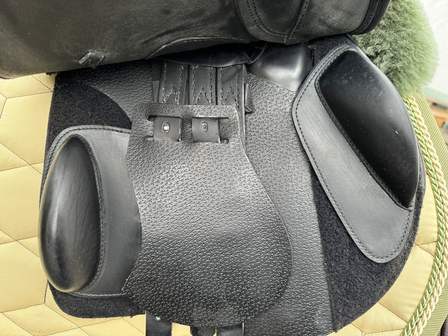 #K47 Silla de salto Prestige X-Michel Robert 17 pulgadas 34