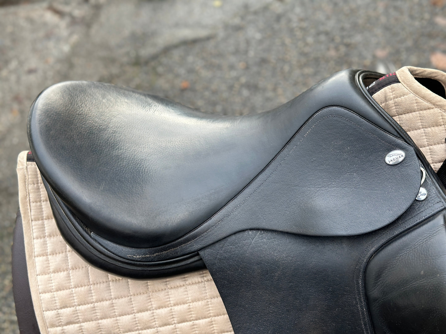 Jaguar XKC Dressursattel 17,5 Zoll