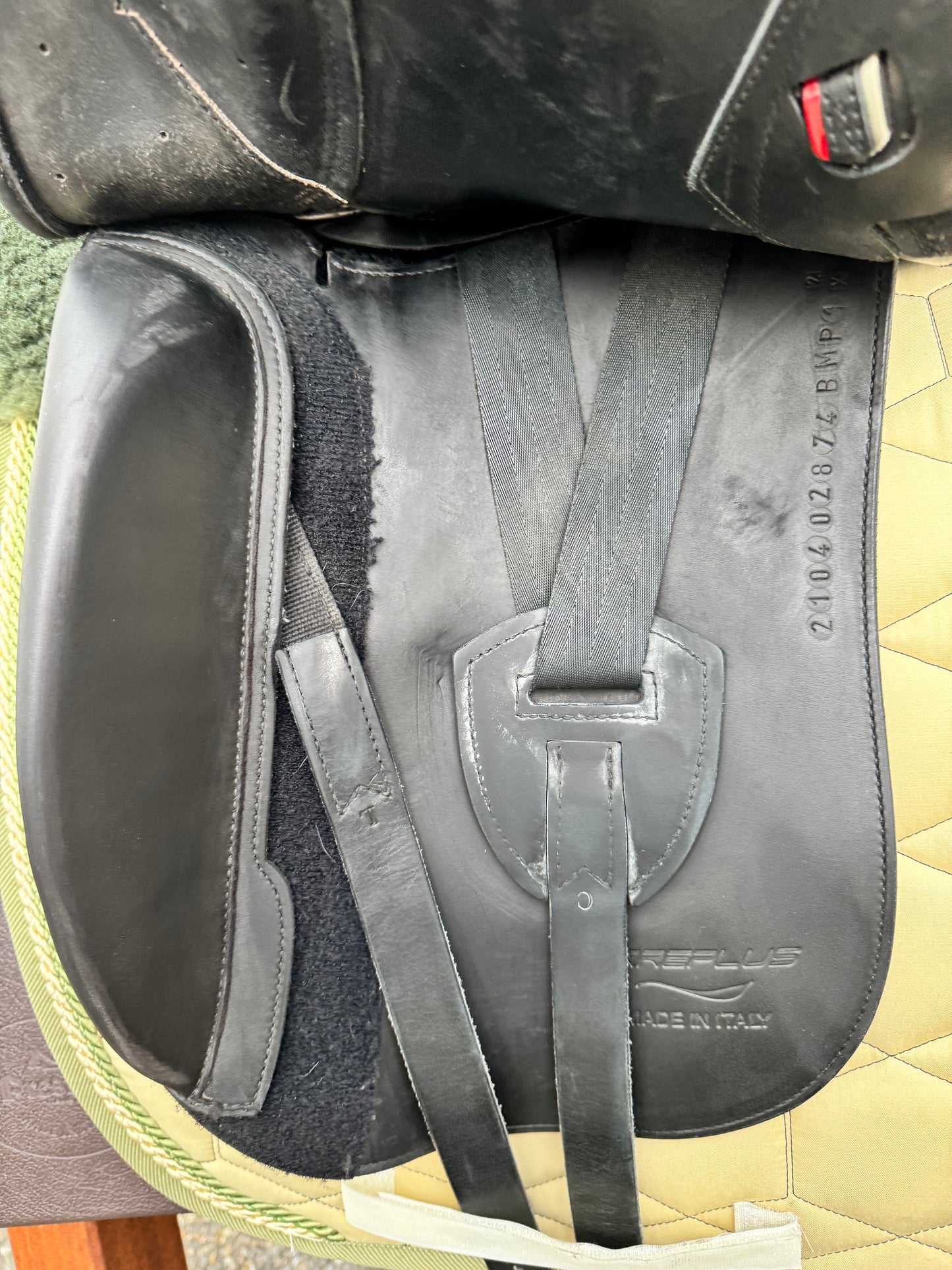 #K40 Silla de doma Erreplus Connect 17 pulgadas 34