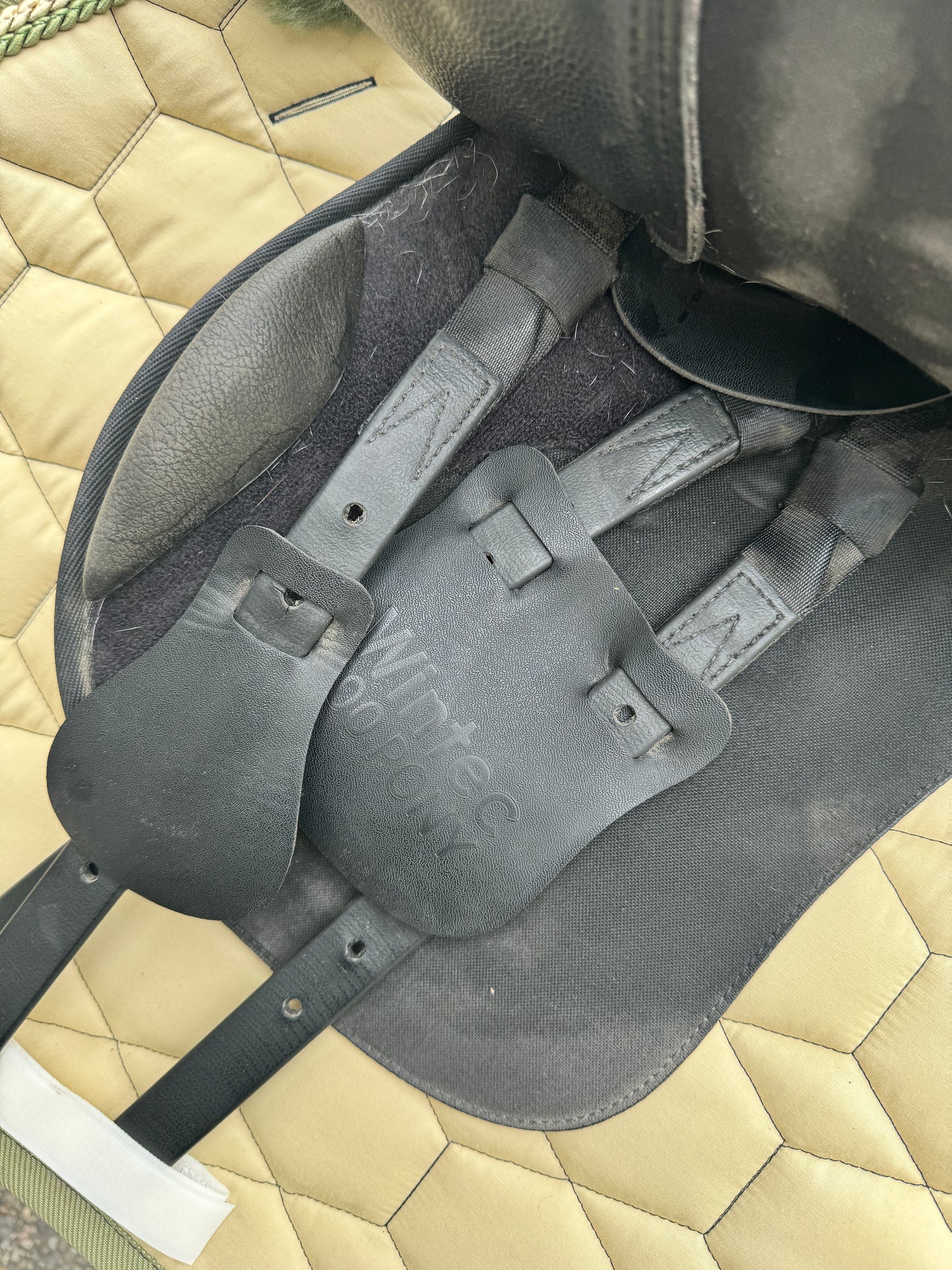 Wintec Pony VS Saddle 500 16 inch HART System