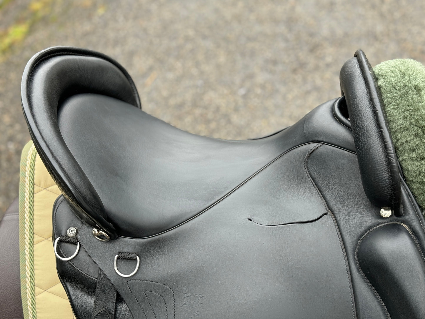 #43 Summer Voyage Dressage Saddle Trail Riding Saddle 17.5 inches