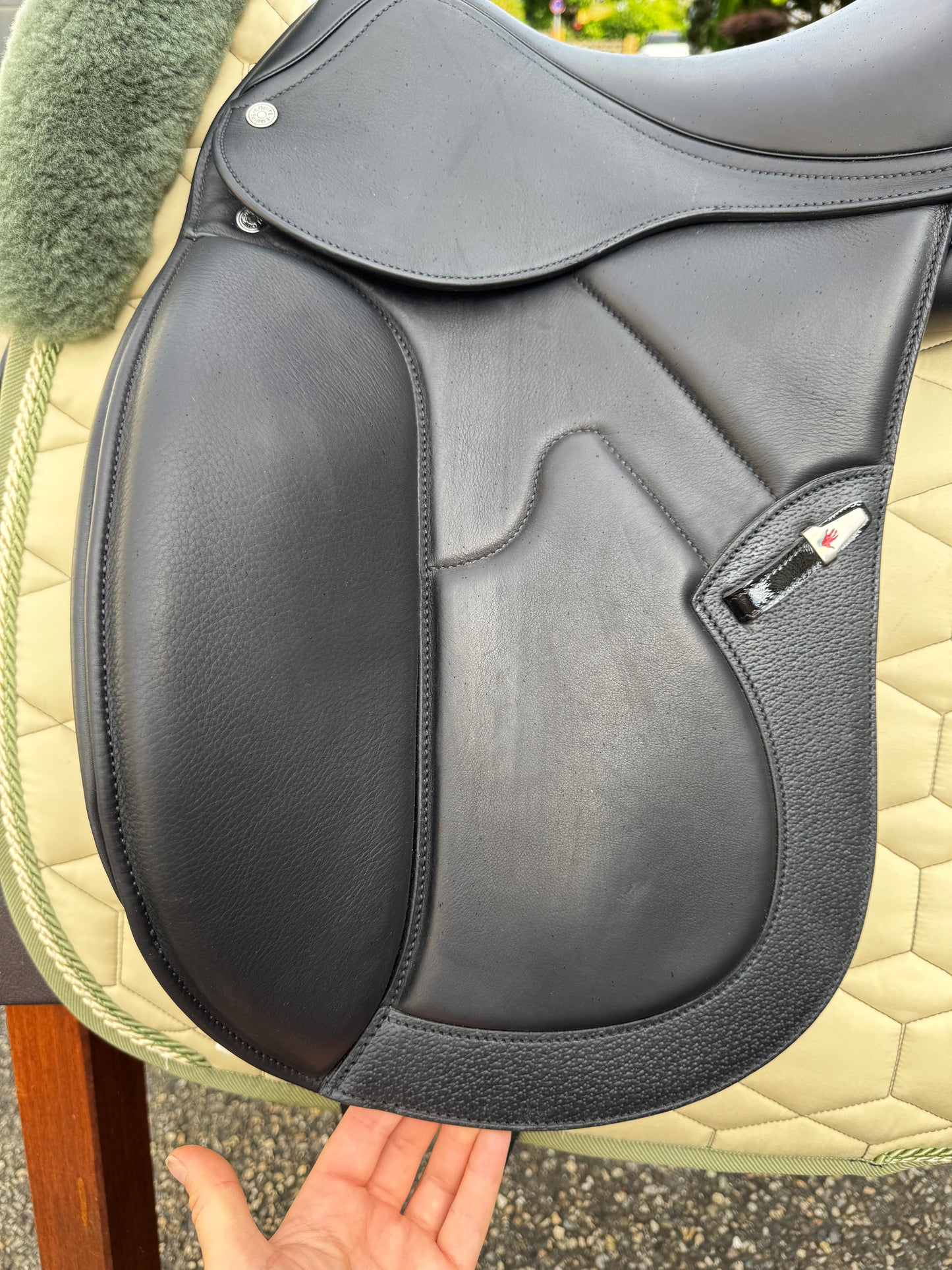 Selleria Equipe Bocelli Monoblatt Dressursattel aus 2024 16,5 Zoll Ponysattel