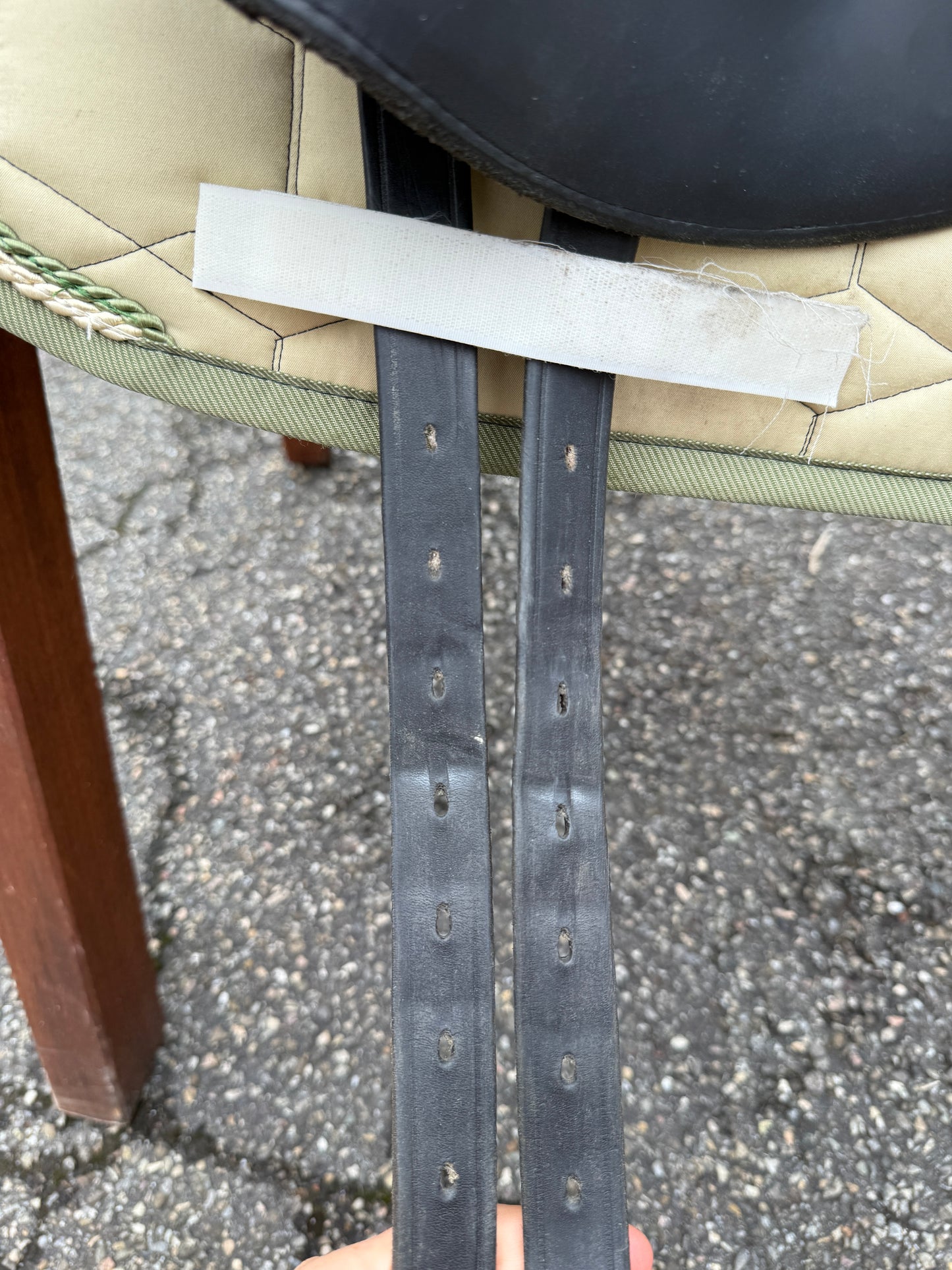#K156 Hennig MFT Monoblatt Dressursattel 17 Zoll aus 2017