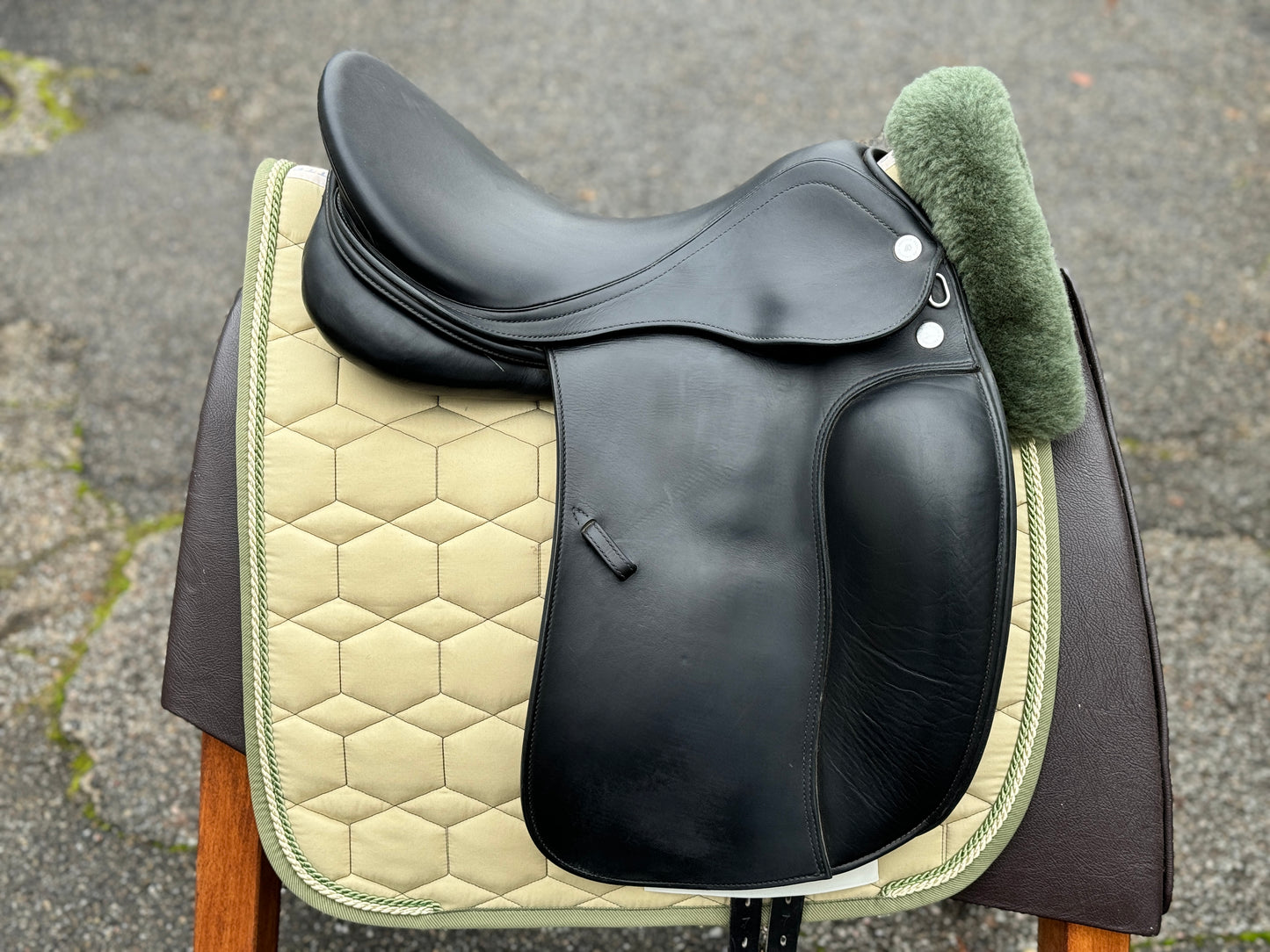 #K62 Prestige Top Dressage KK 17 Zoll 32 aus 2023