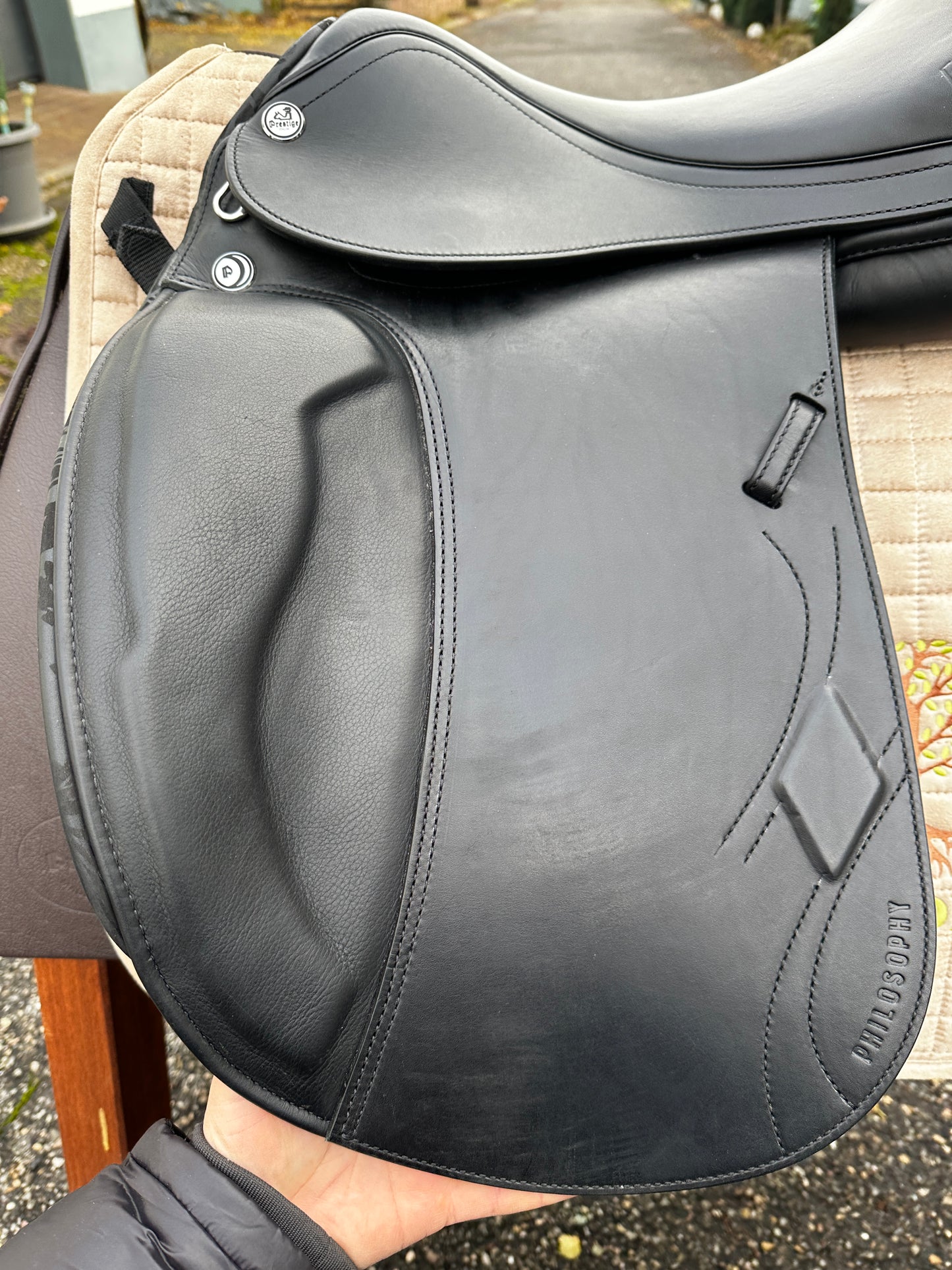 Prestige Philosophy Dressursattel 17 Zoll 34 Lux aus 2022