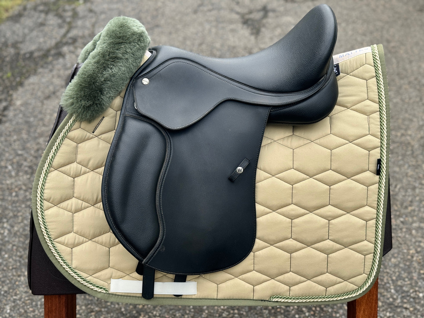 Wintec Pony VS Saddle 500 16 inch HART System
