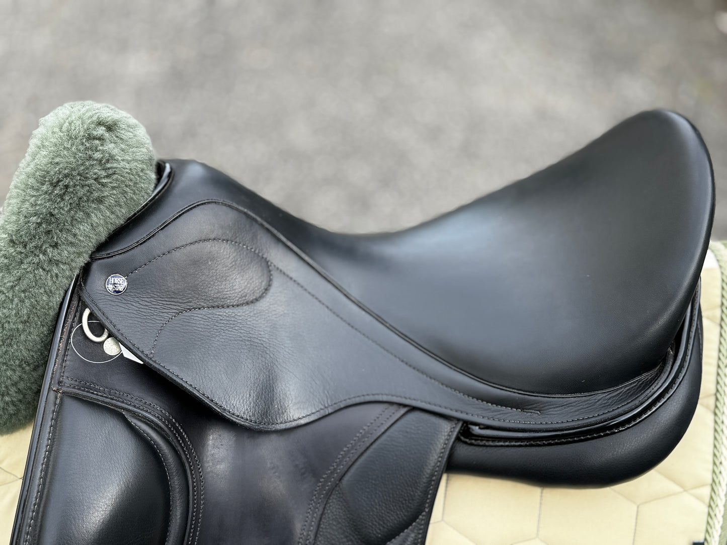 #147 Horse Star Champion Dressursattel 17,5 Zoll aus 2022