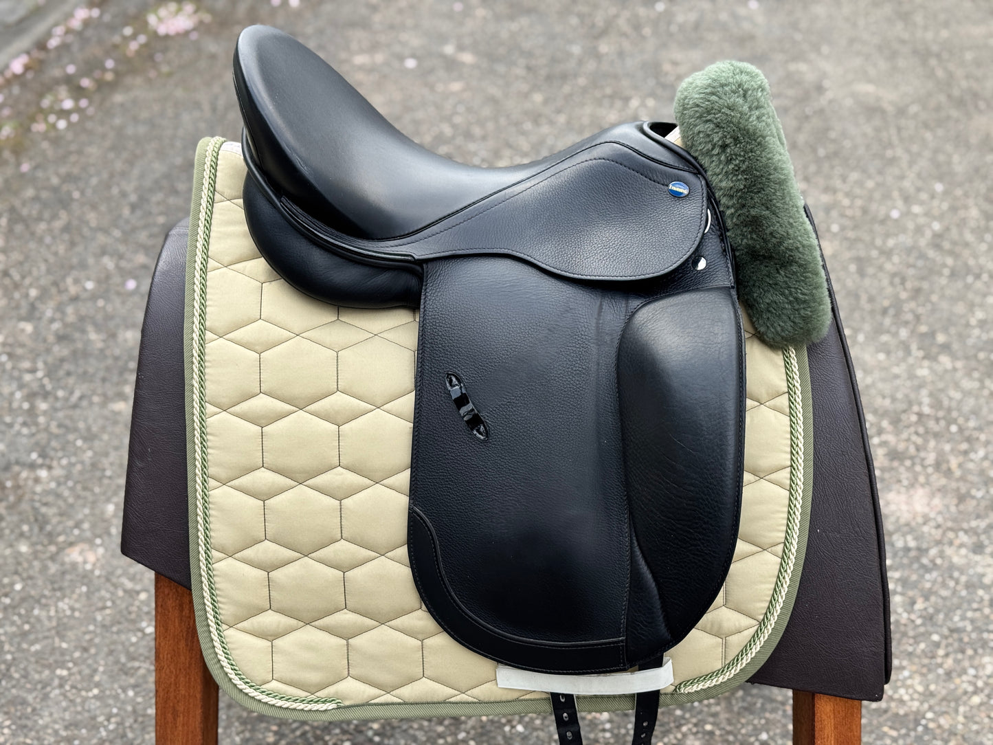 #K124 Euroriding by Passier Andreas Dibowski Dressursattel 17 Zoll Lifterkissen