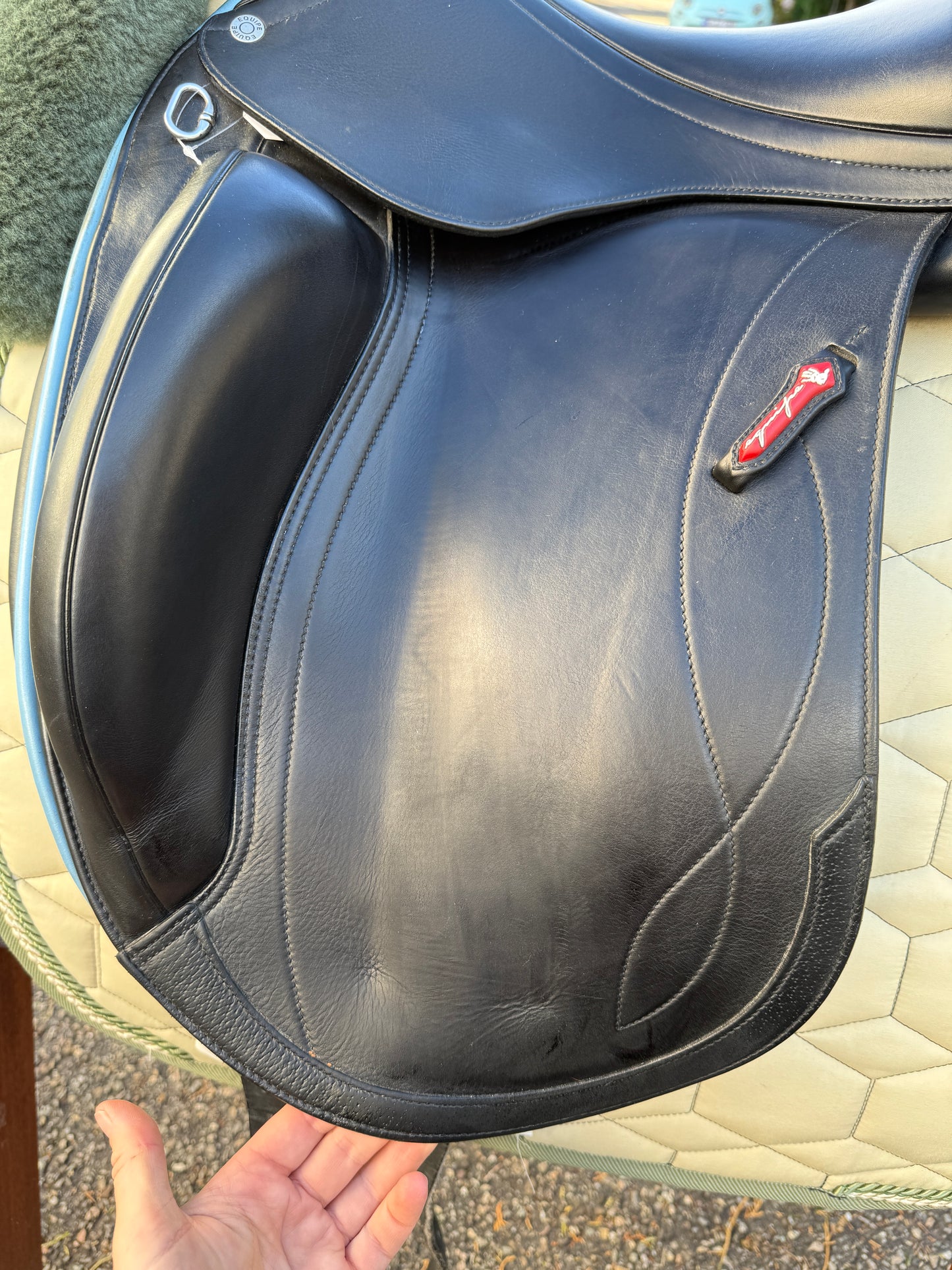#K176 Selleria Equipe Olympia Monoblatt Dressursattel 17,5 Zoll breite Kammer