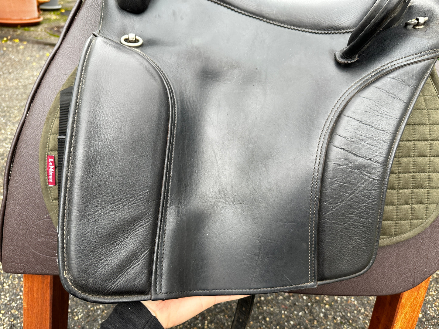 Deuber Renaissance Barocksattel schwarz S3 Ultraflexbaum