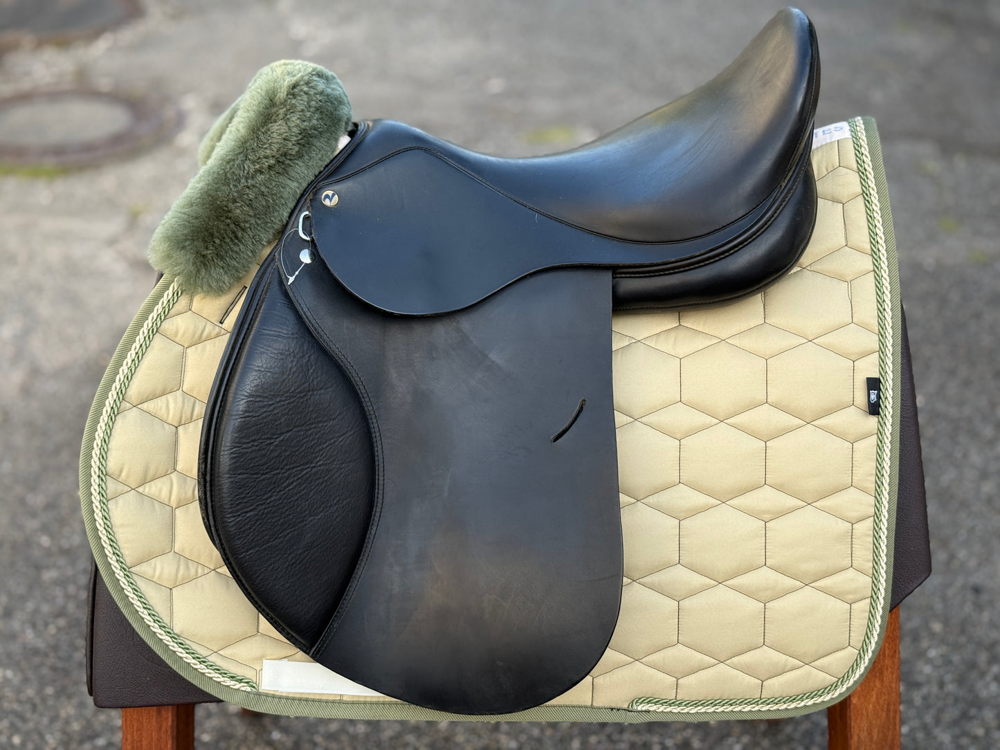 #K126 Busse Bristol 18 Zoll MW Vielseitigkeitssattel